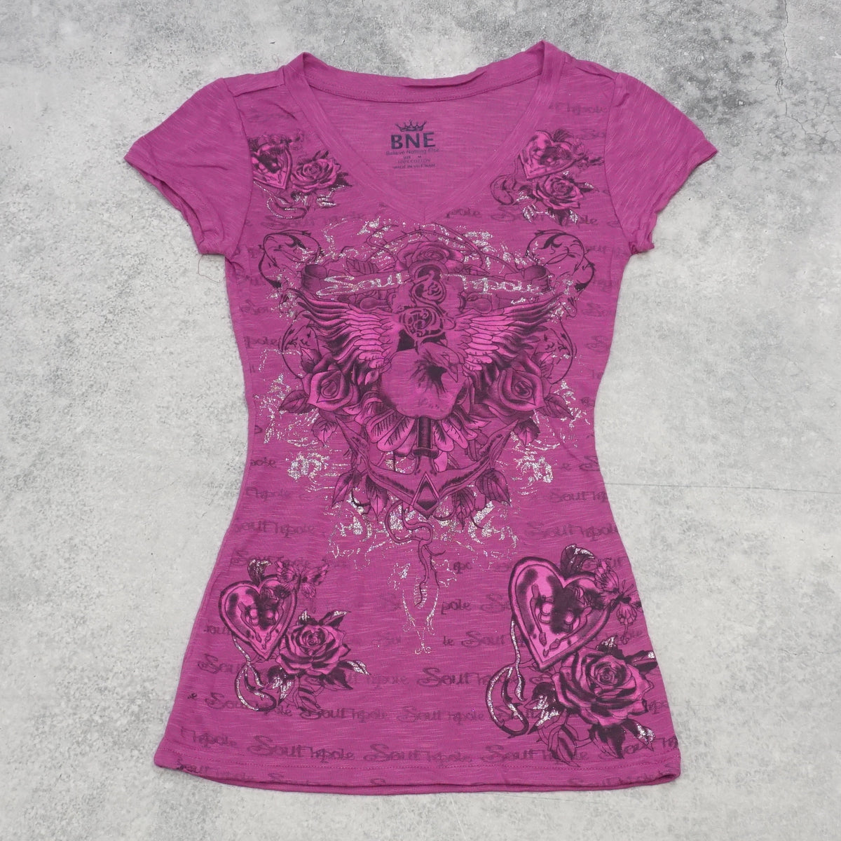2000s BNE Graphic Rhinestone Heart T-Shirt