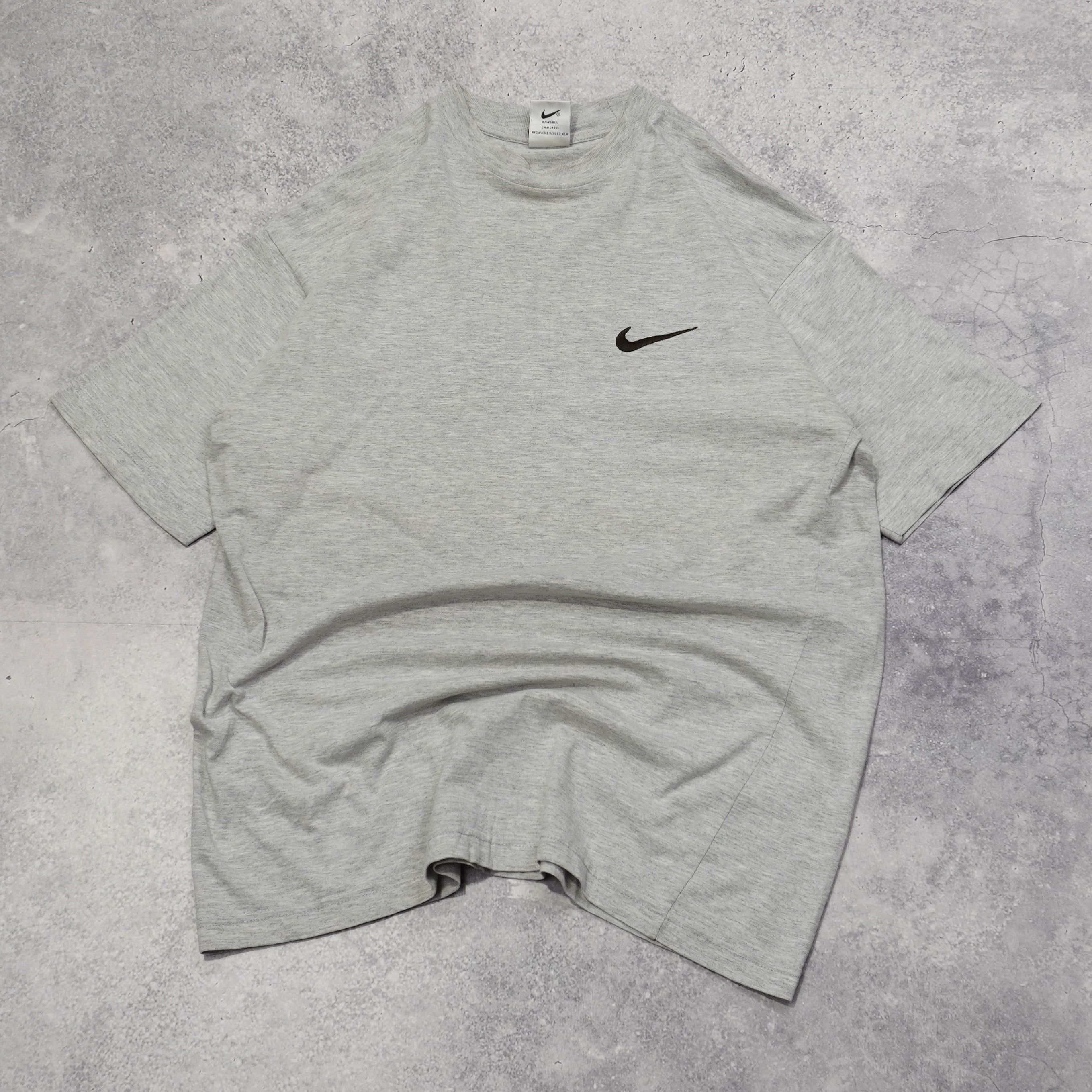 2000s Nike T-Shirt