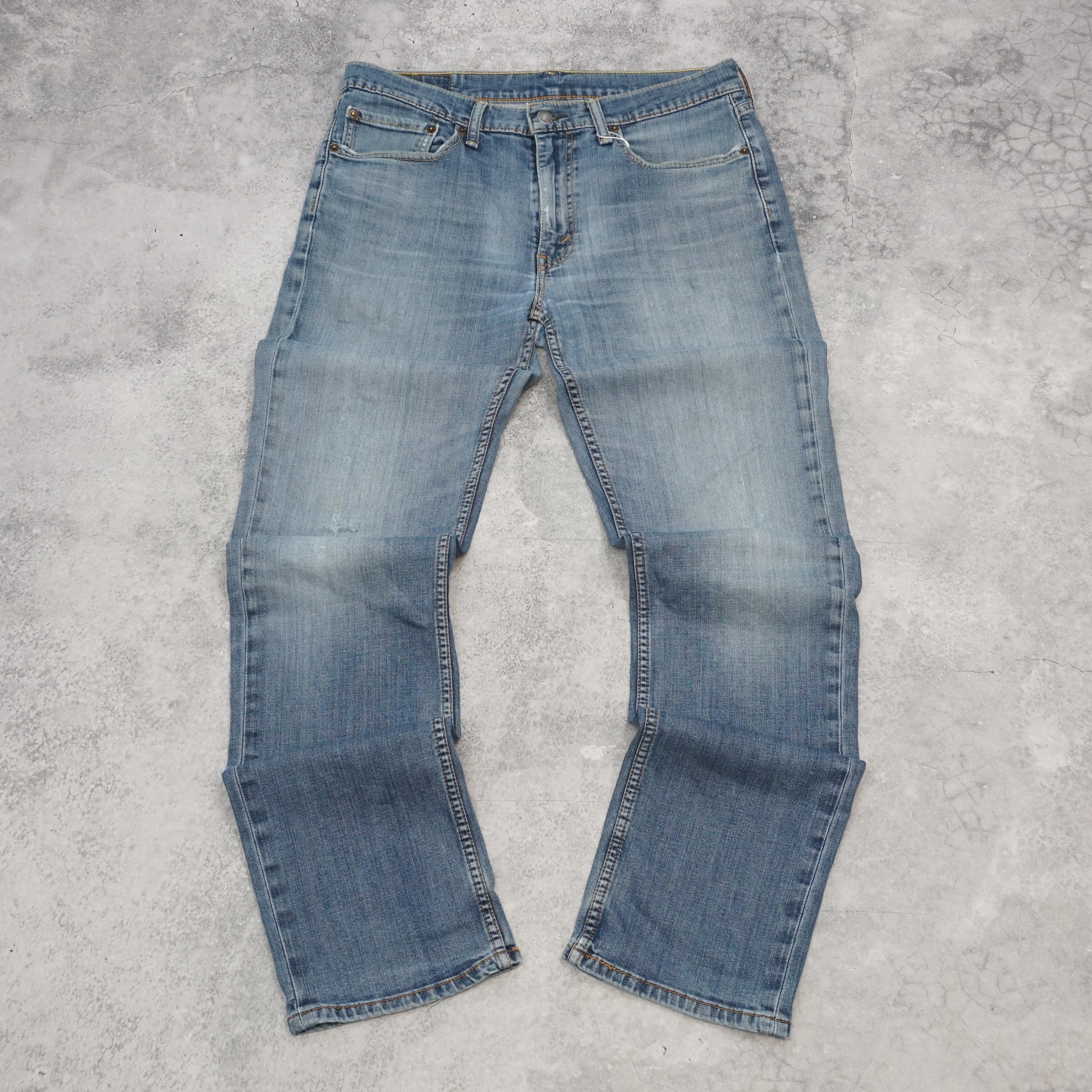 2000s Levi's Classic Fit Jeans