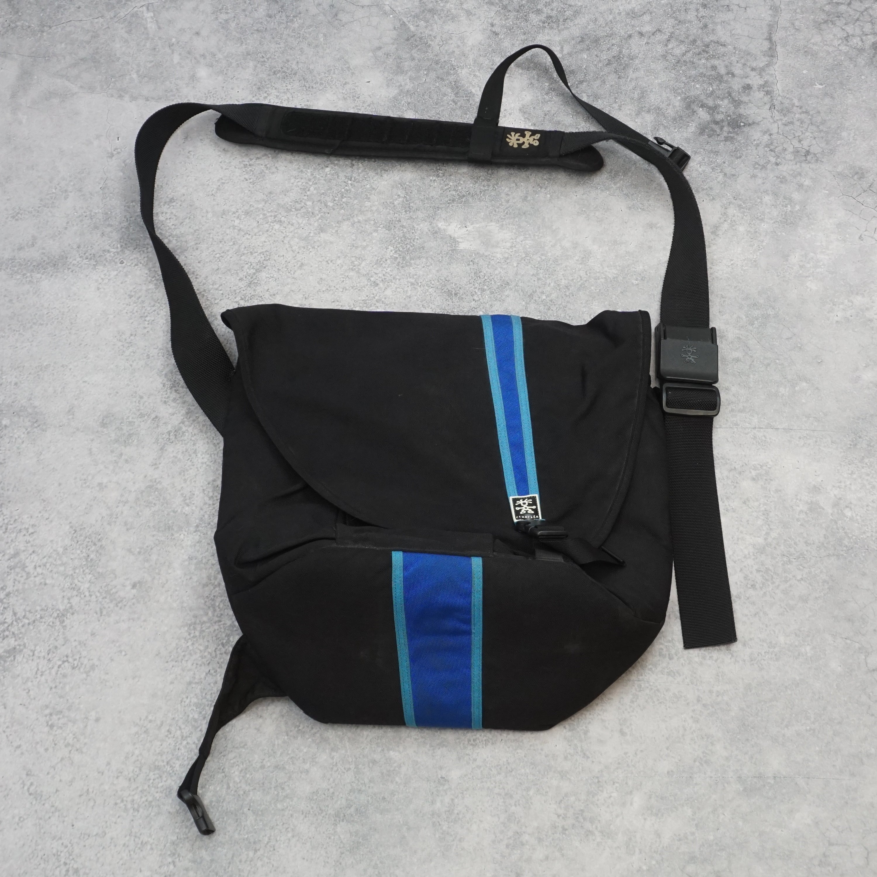 Crumpler Messenger Bag