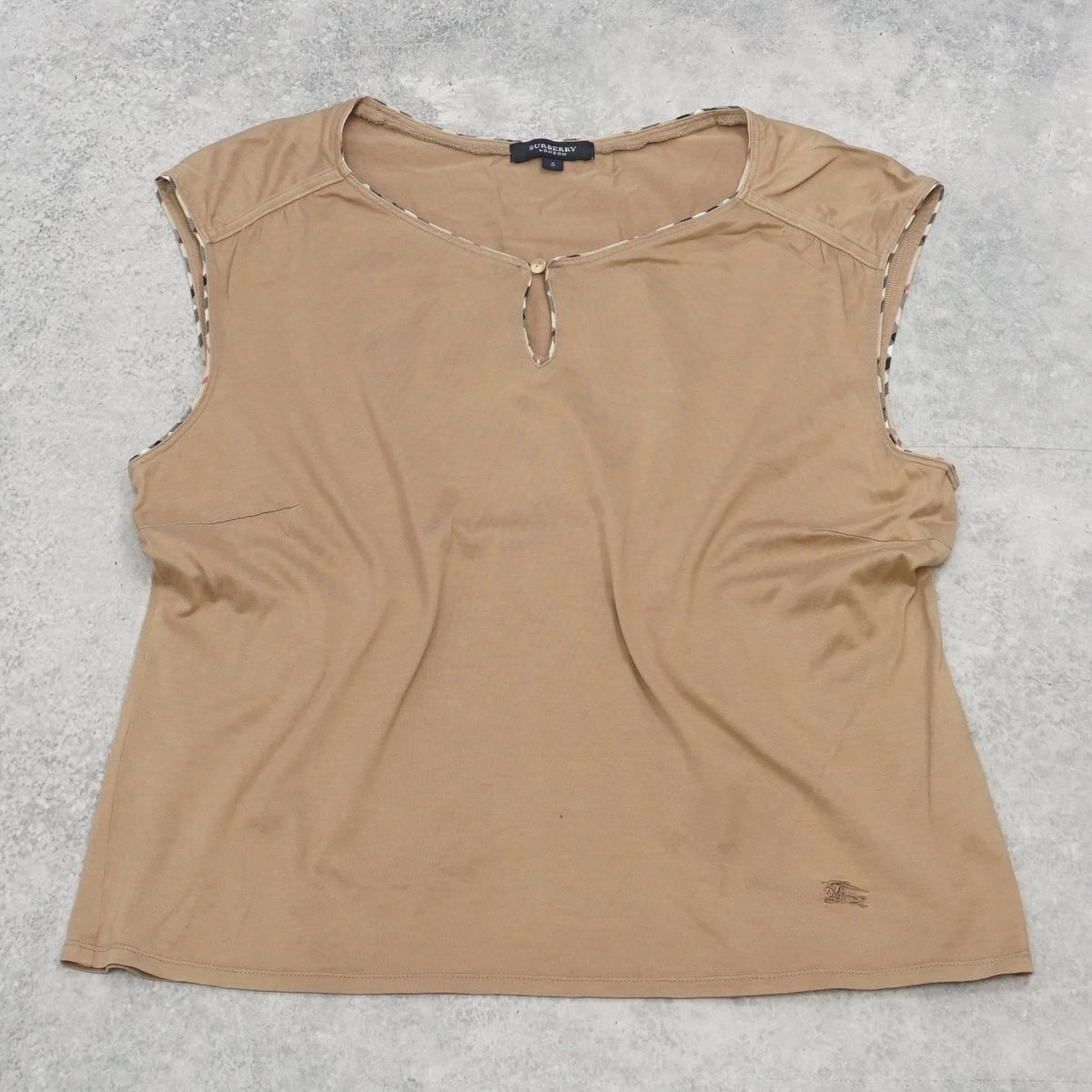 2000s Burberry London Keyhole Nova Check Trim Top