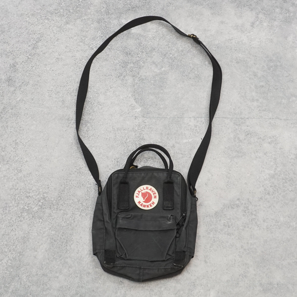 Fjallraven Kanken Mini Sling Bag
