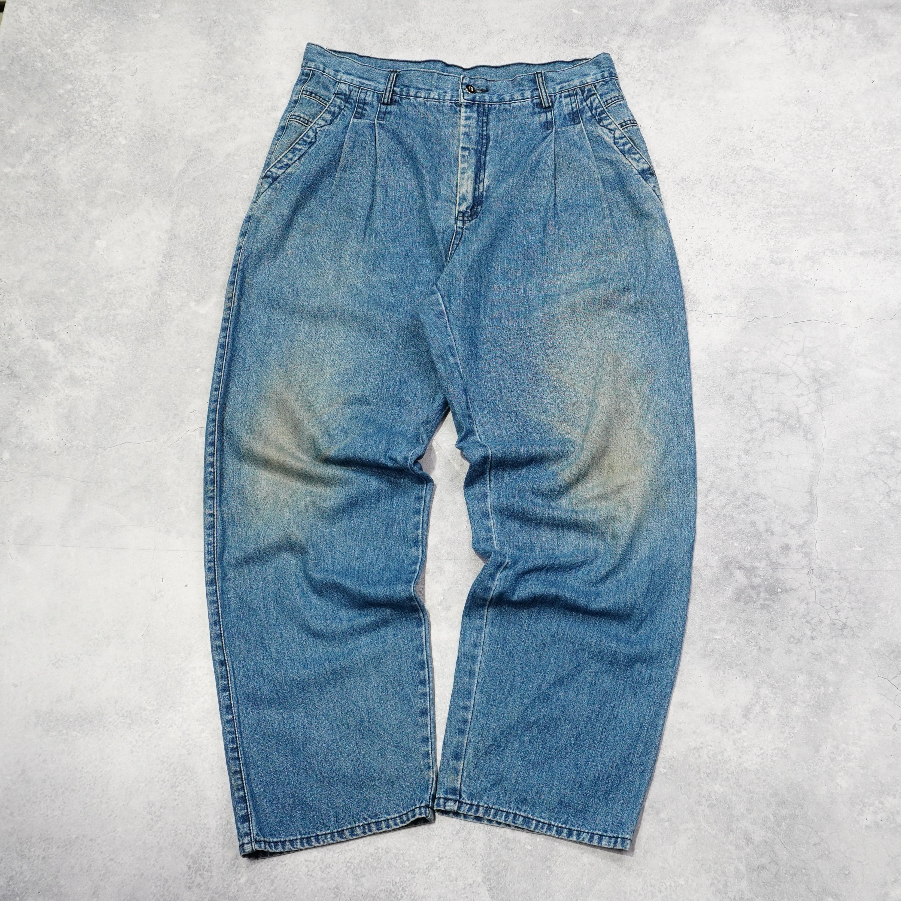 2000s Ji Shing Pleated Jeans