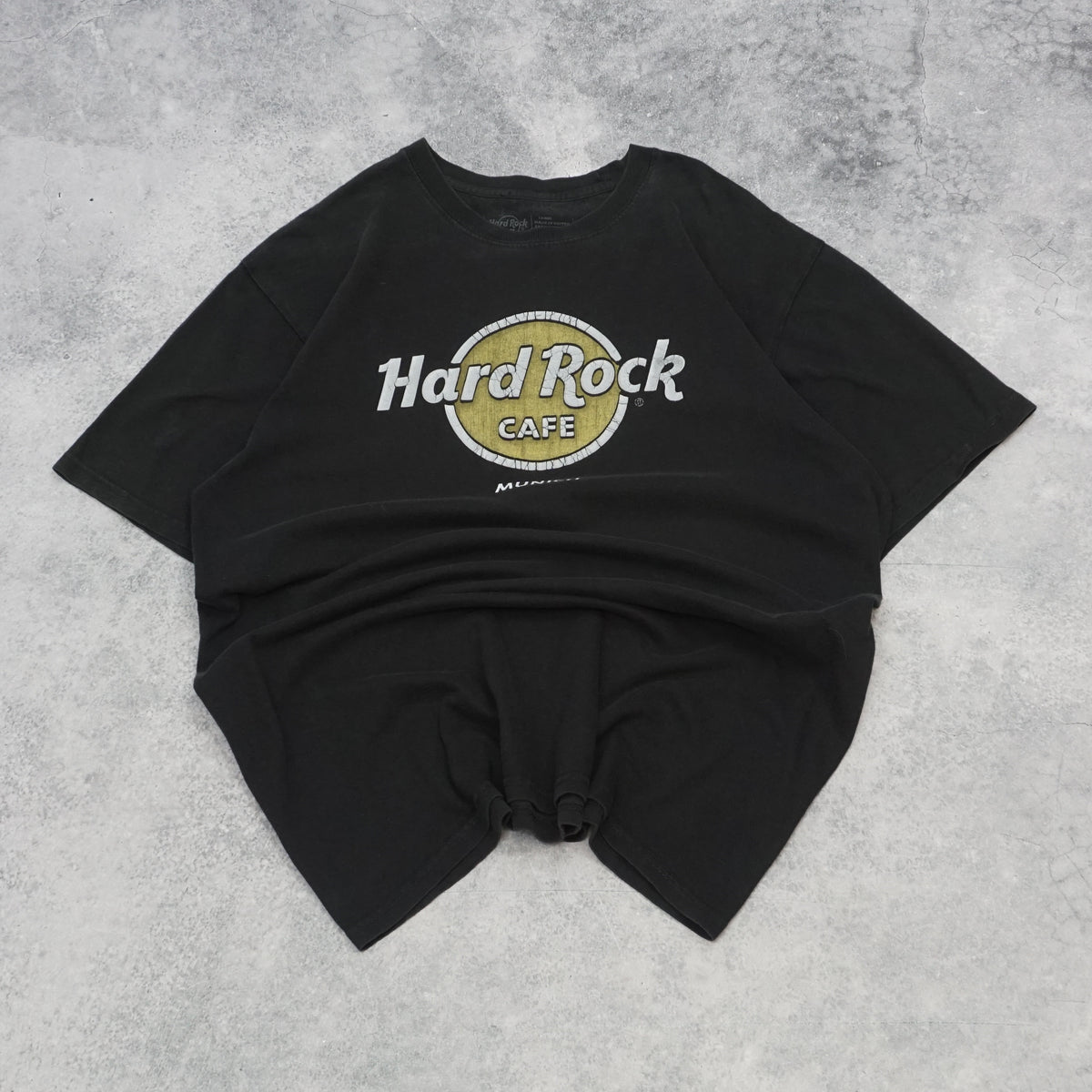 2000s Hard Rock Cafe Munich Graphic T-Shirt
