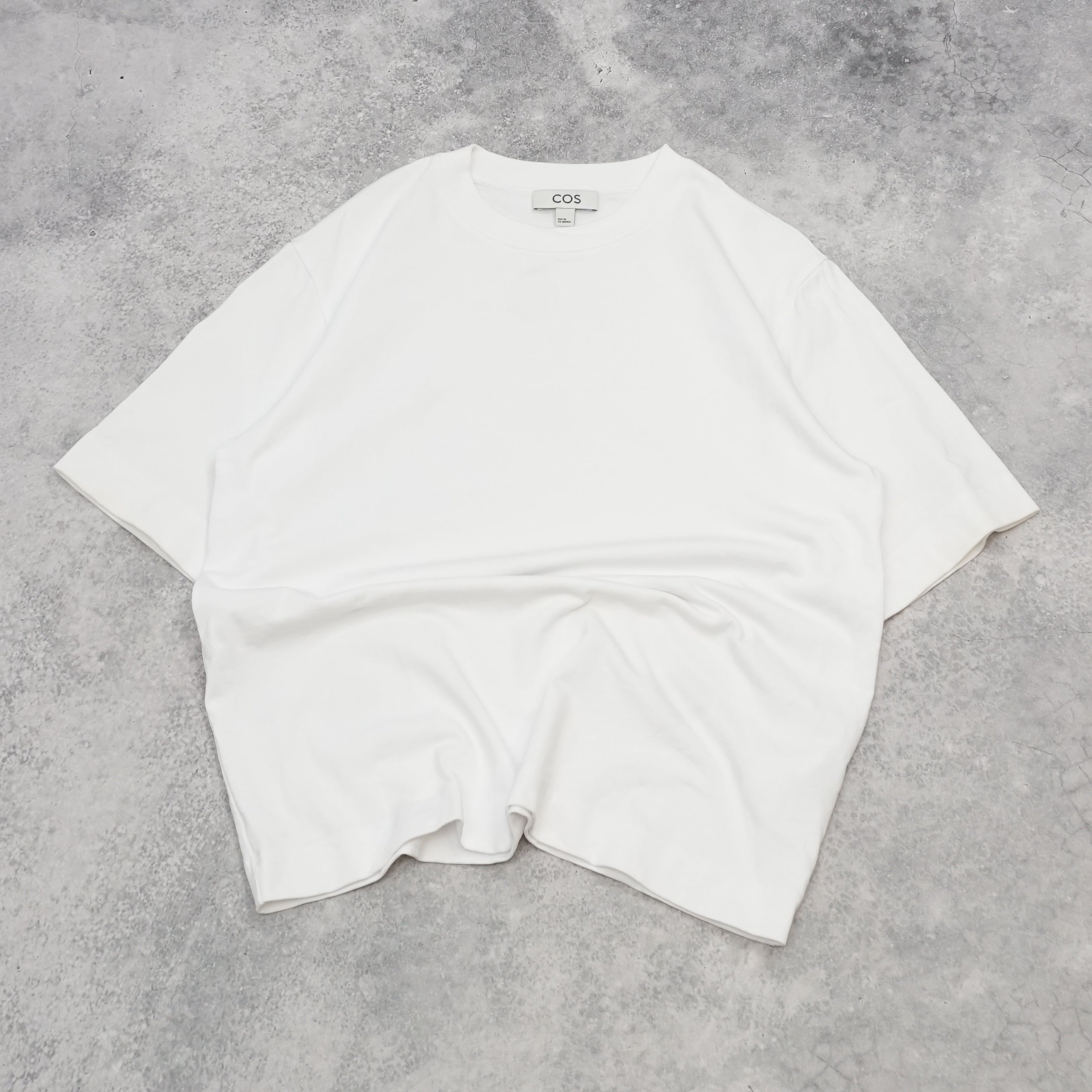 Cos T-Shirt