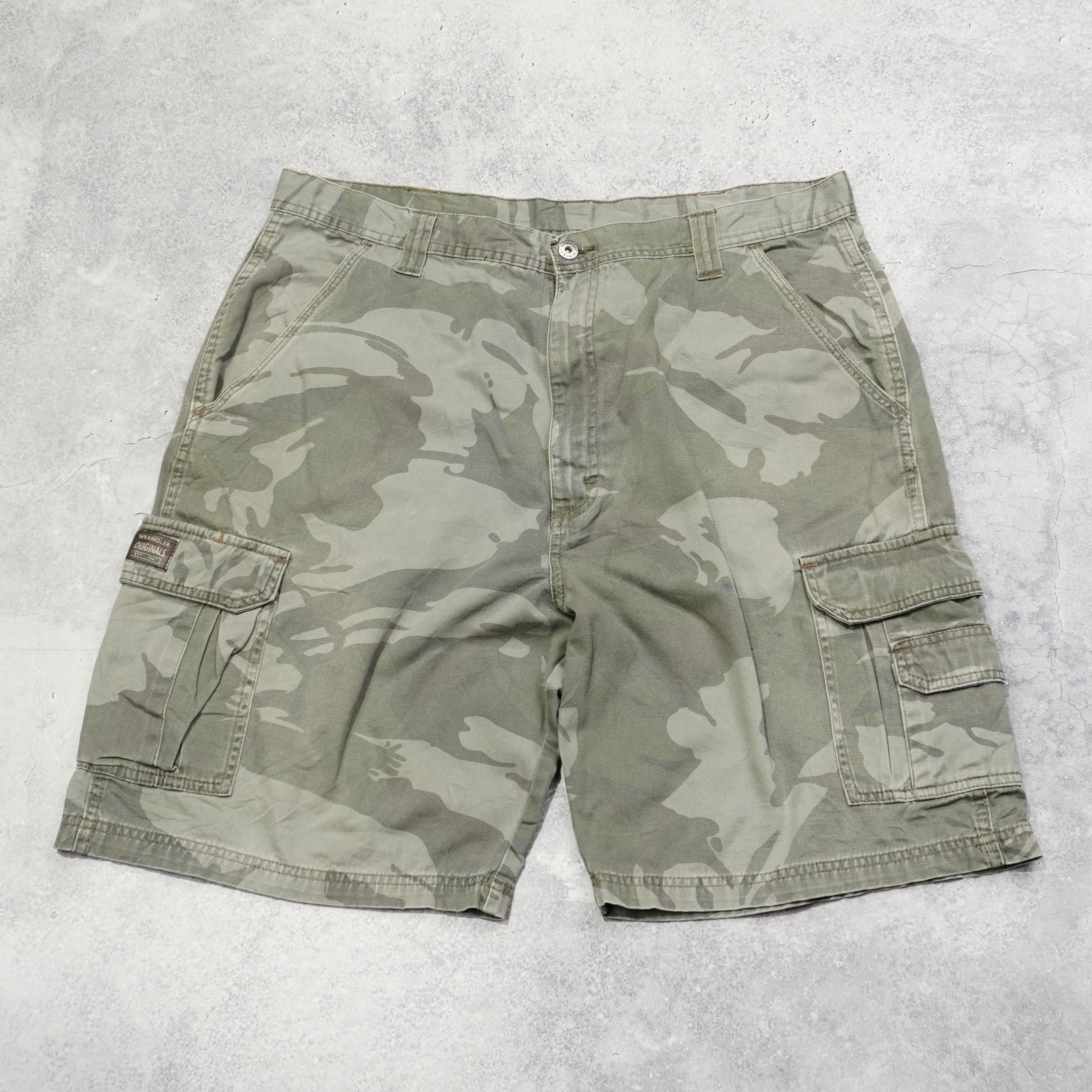 2000s Camo Cargo Shorts