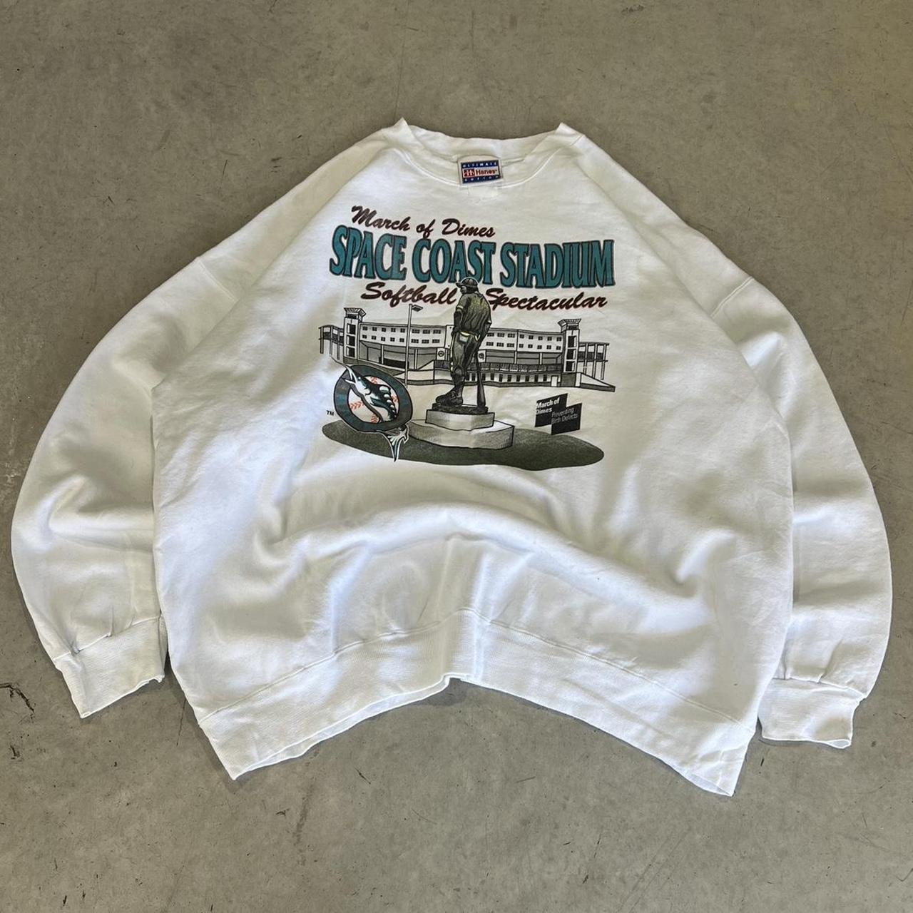 2000s Hanes Graphic Crewneck