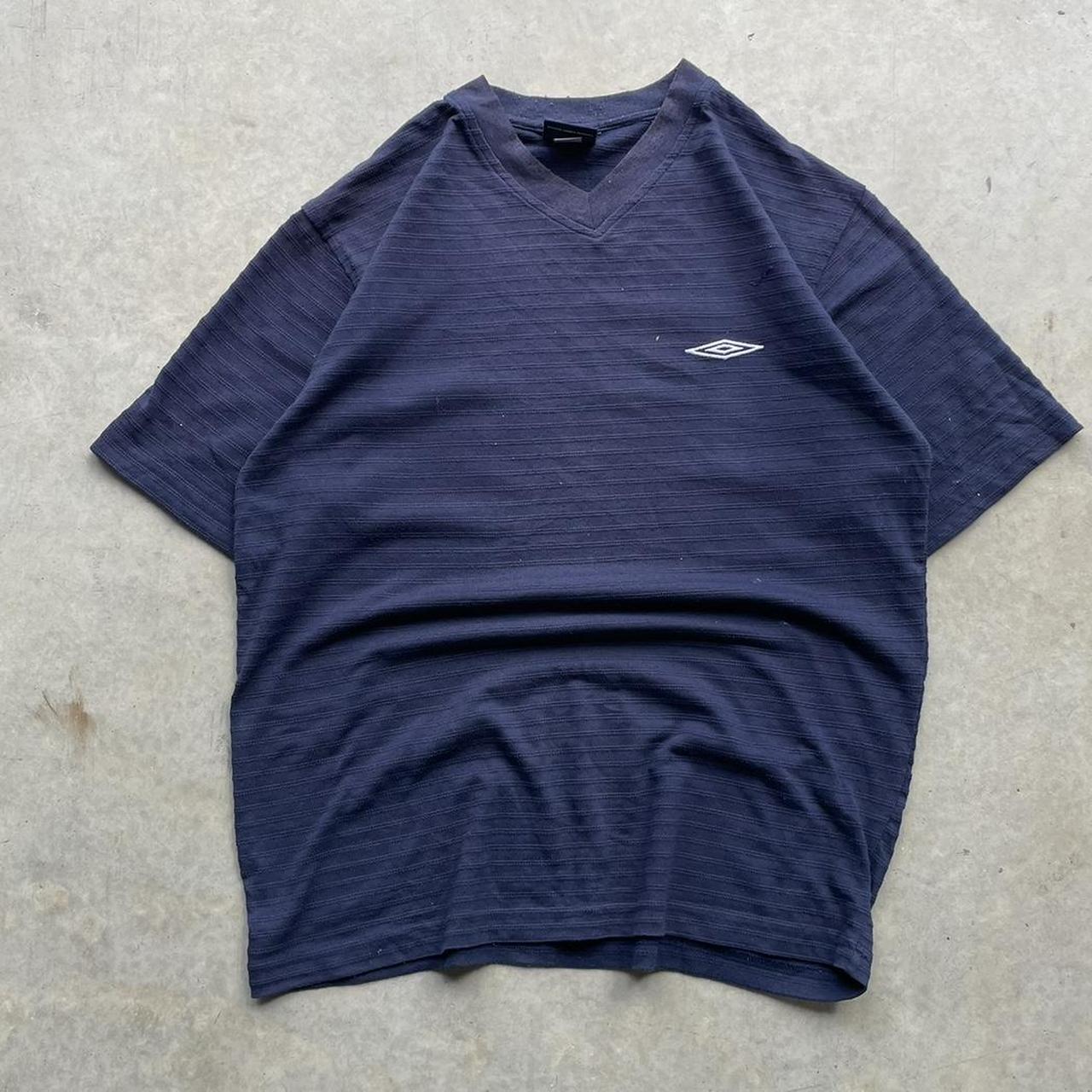 2000s Umbro T-Shirt V Neck