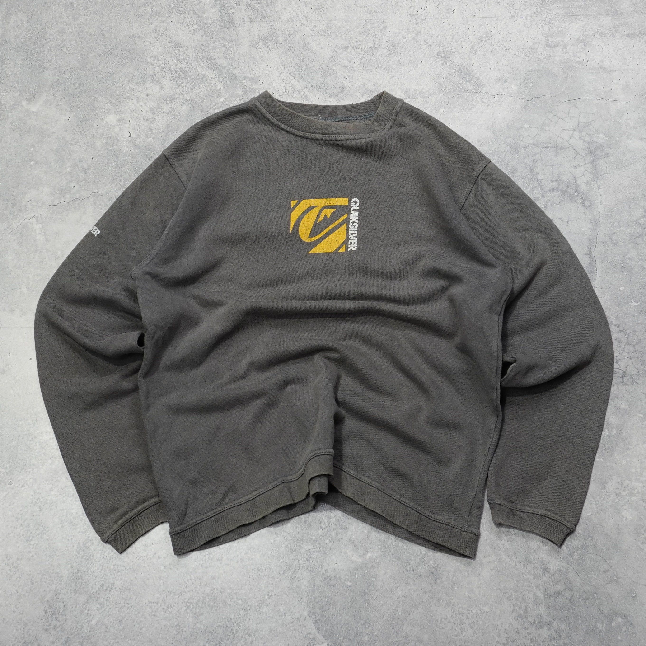 2000s Quiksilver Sweater