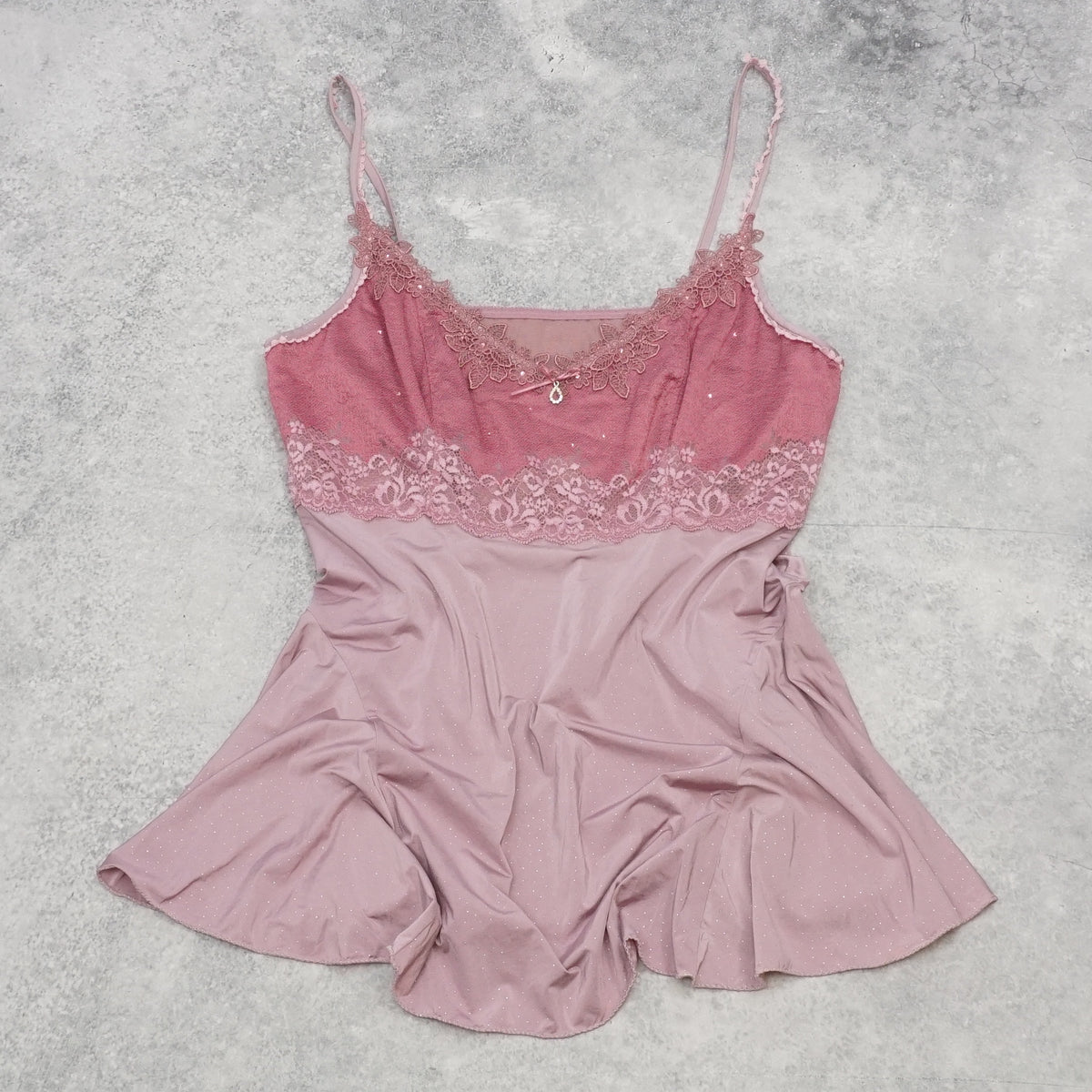2000s Vivien Lace Trim Flared Cami Top