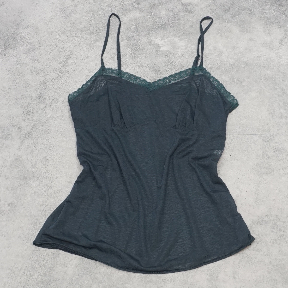 2000s Wacoal Lace Trim Cami Top