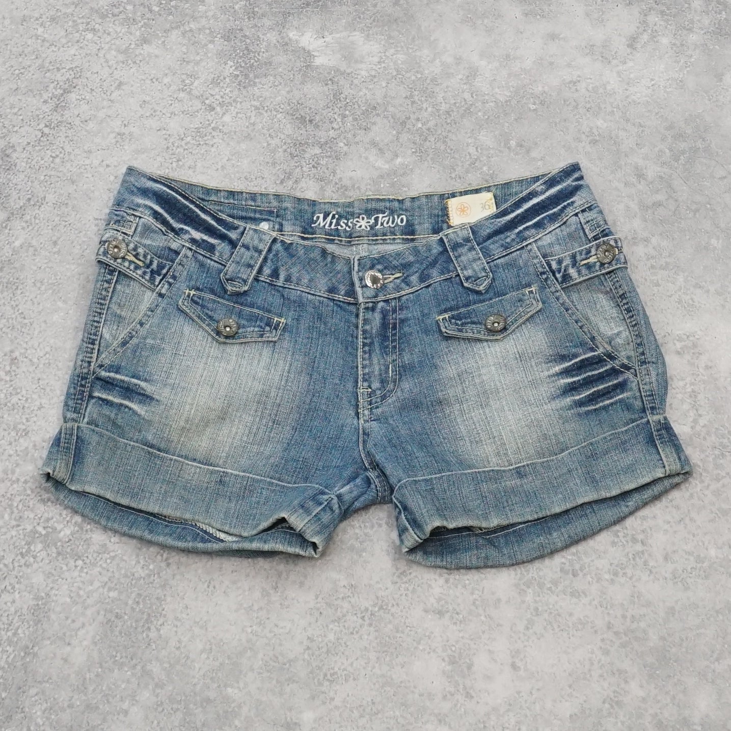 2000s Miss Two Shorts