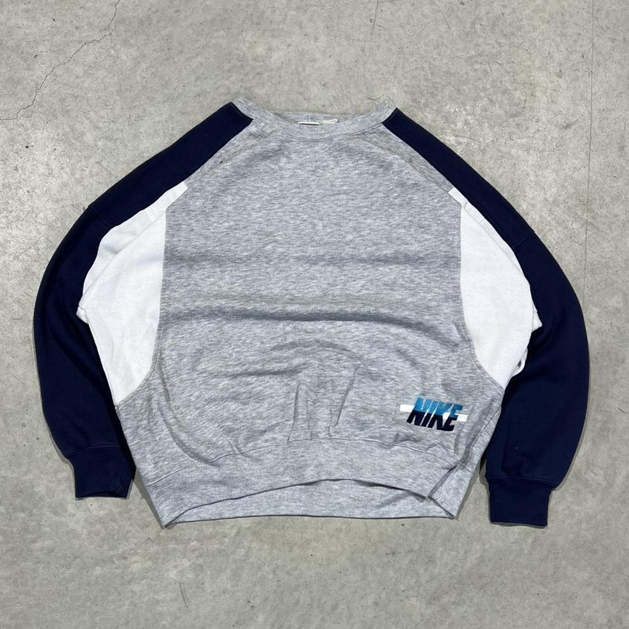 2000s Nike Boxy Y2K Crewneck Jumper