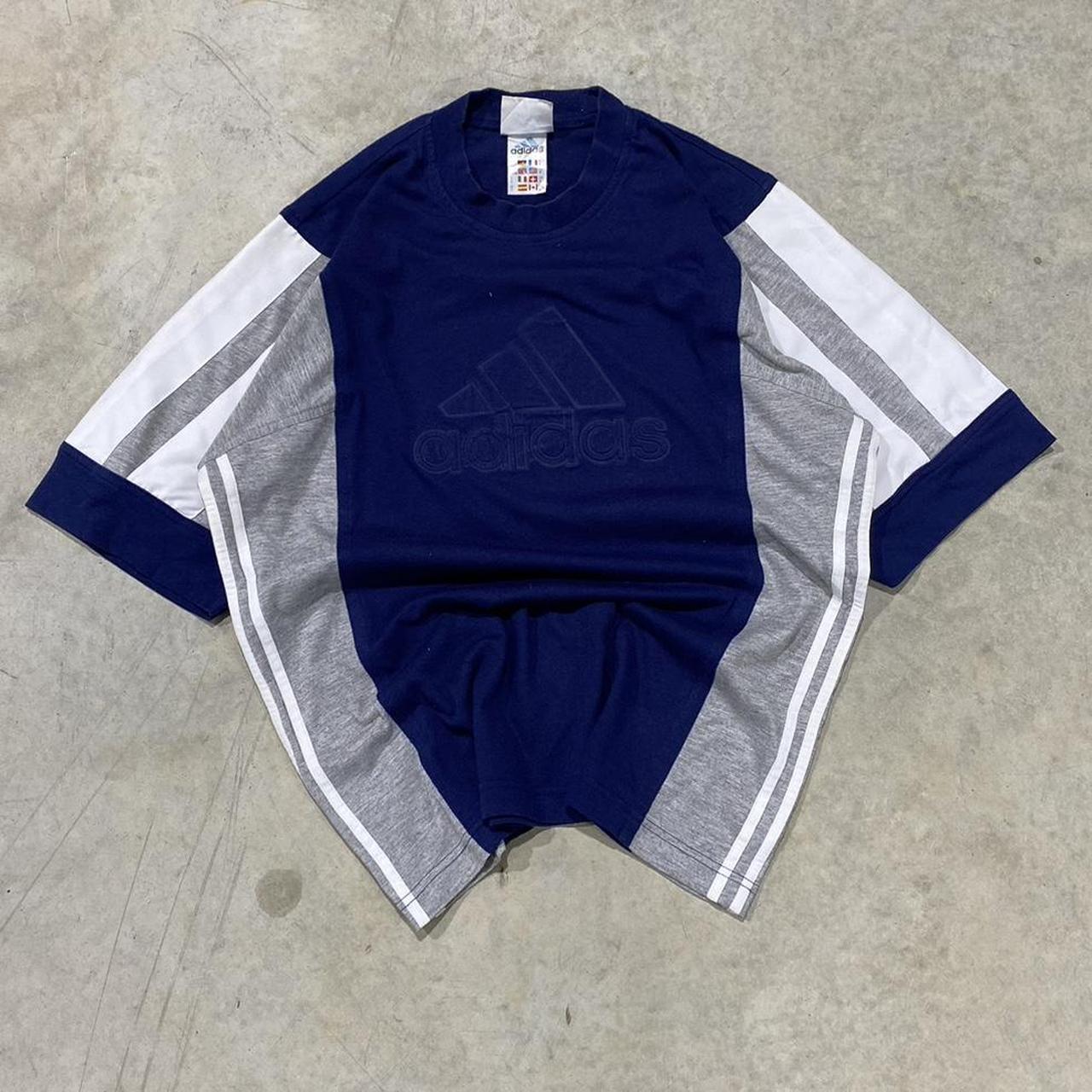 2000s Adidas Graphic T-Shirt Oversized