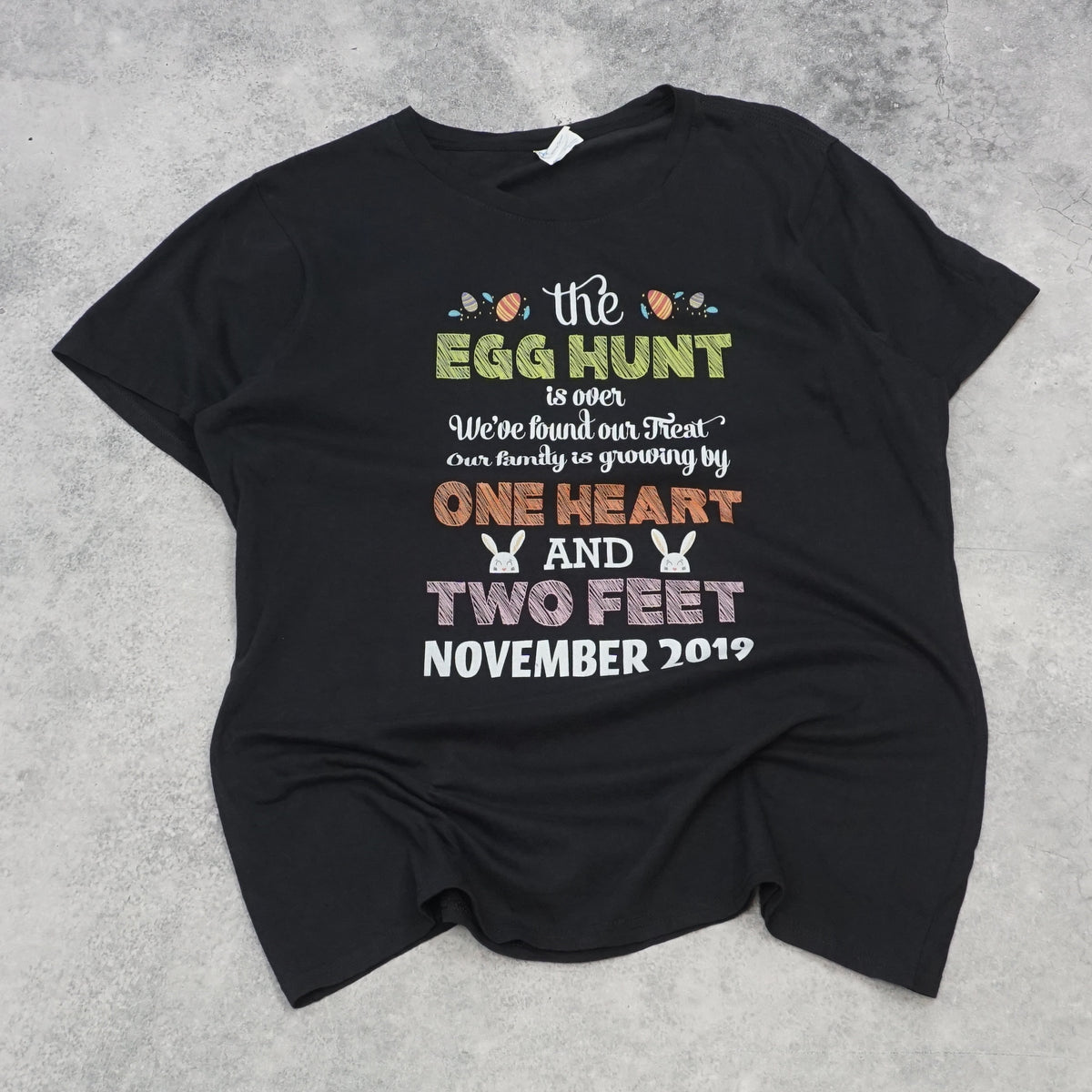 2000s Port & Company Easter Graphic T-Shirt