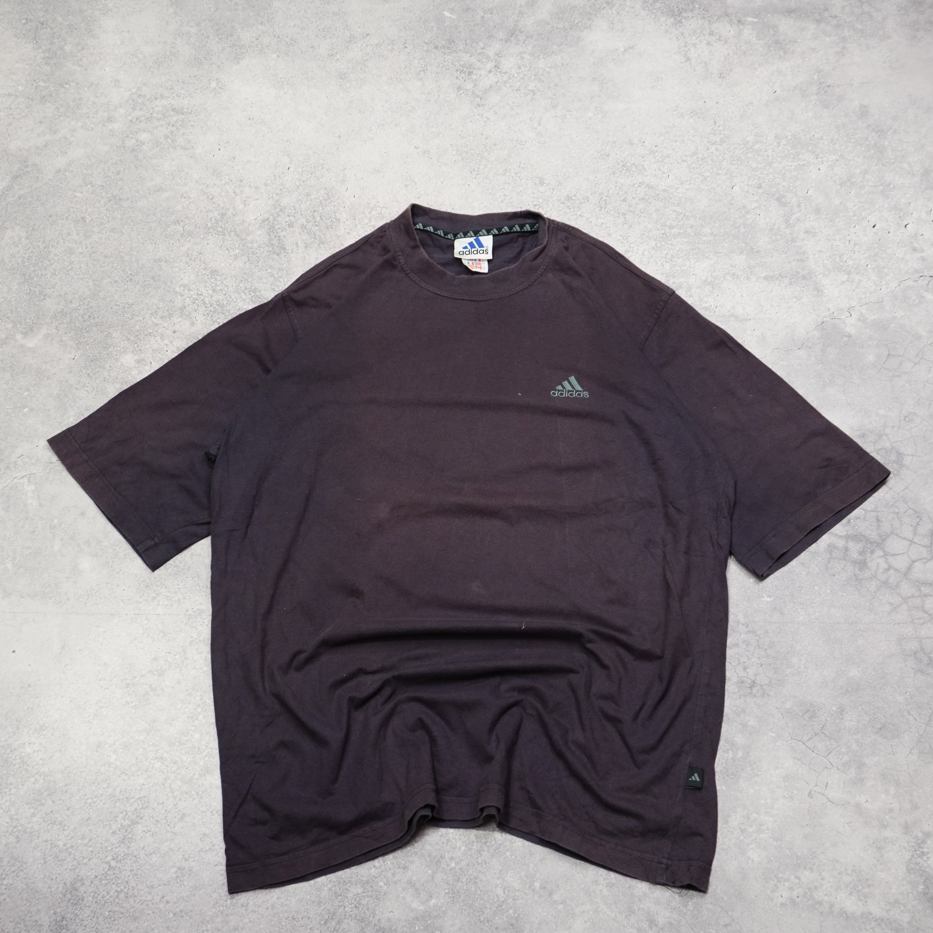 2000s Adidas Graphic tee T-Shirt
