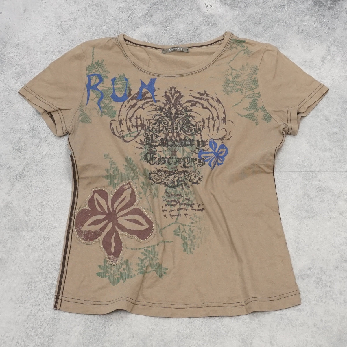 2000s Delfini Graphic Floral Baby T-Shirt