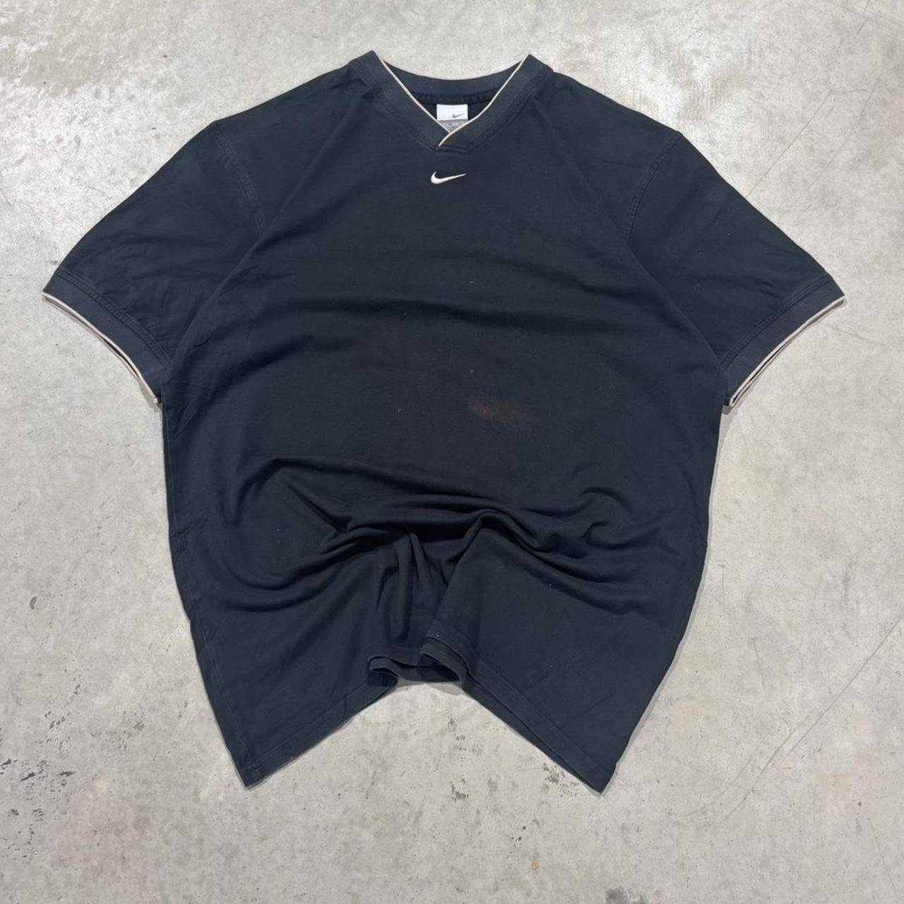 2000s Nike V Neck T-Shirt
