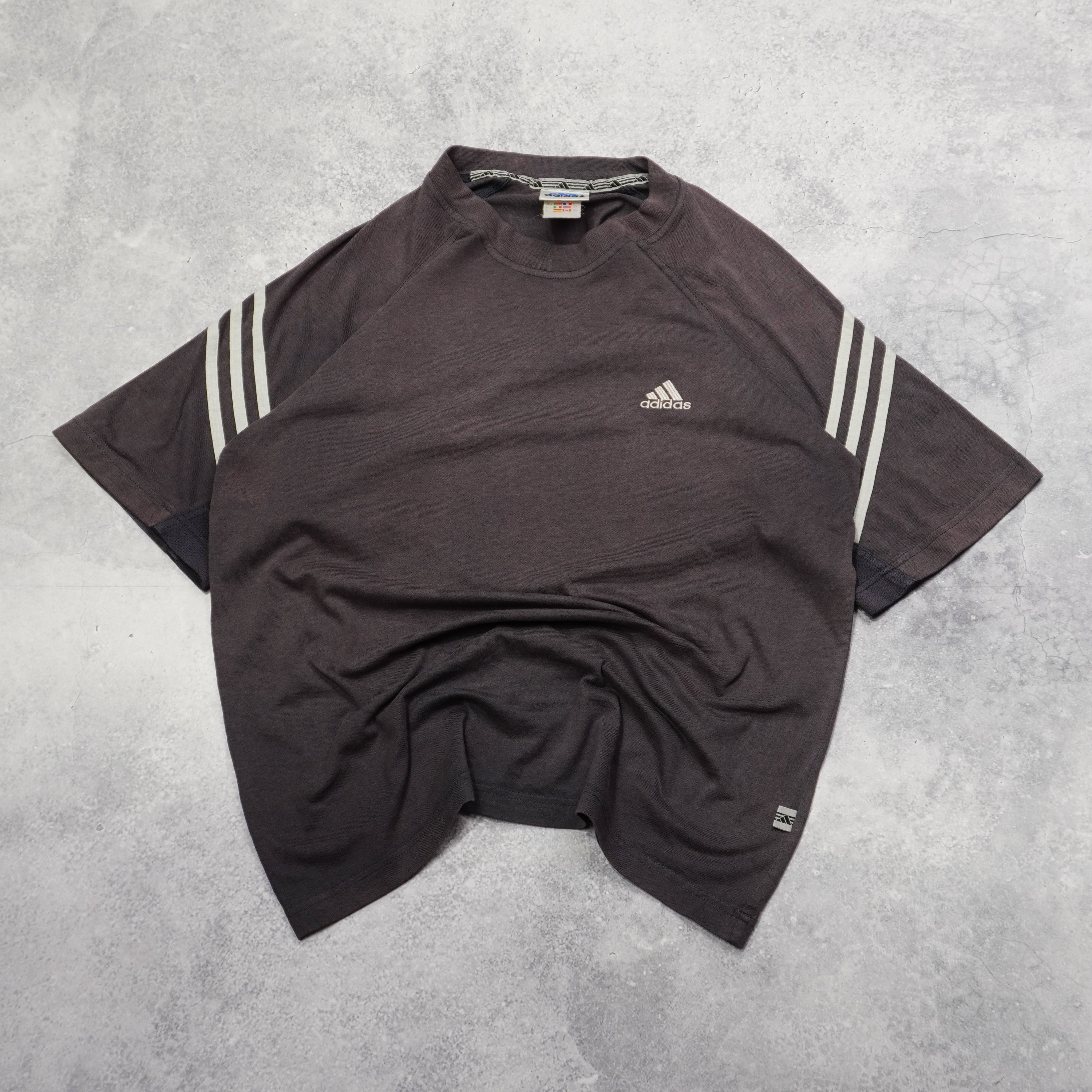 2000s Adidas T-Shirt