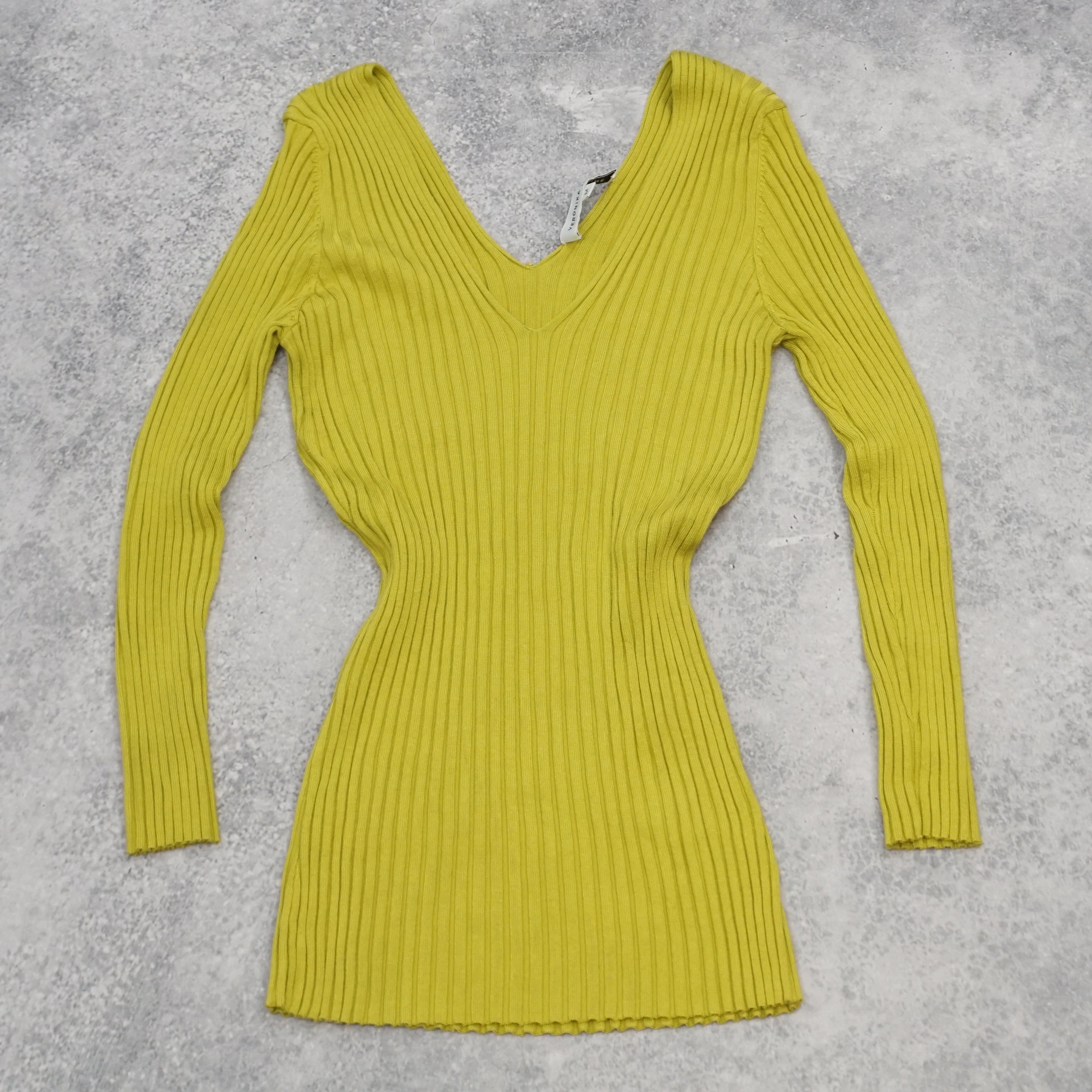 Veronika Maine Ribbed V-Neck Top
