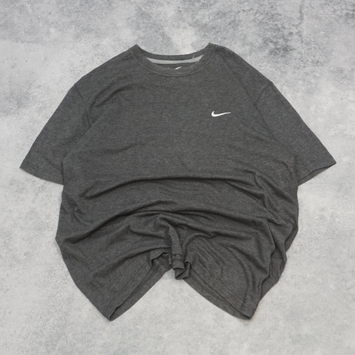 Nike Standard Fit Swoosh T-Shirt