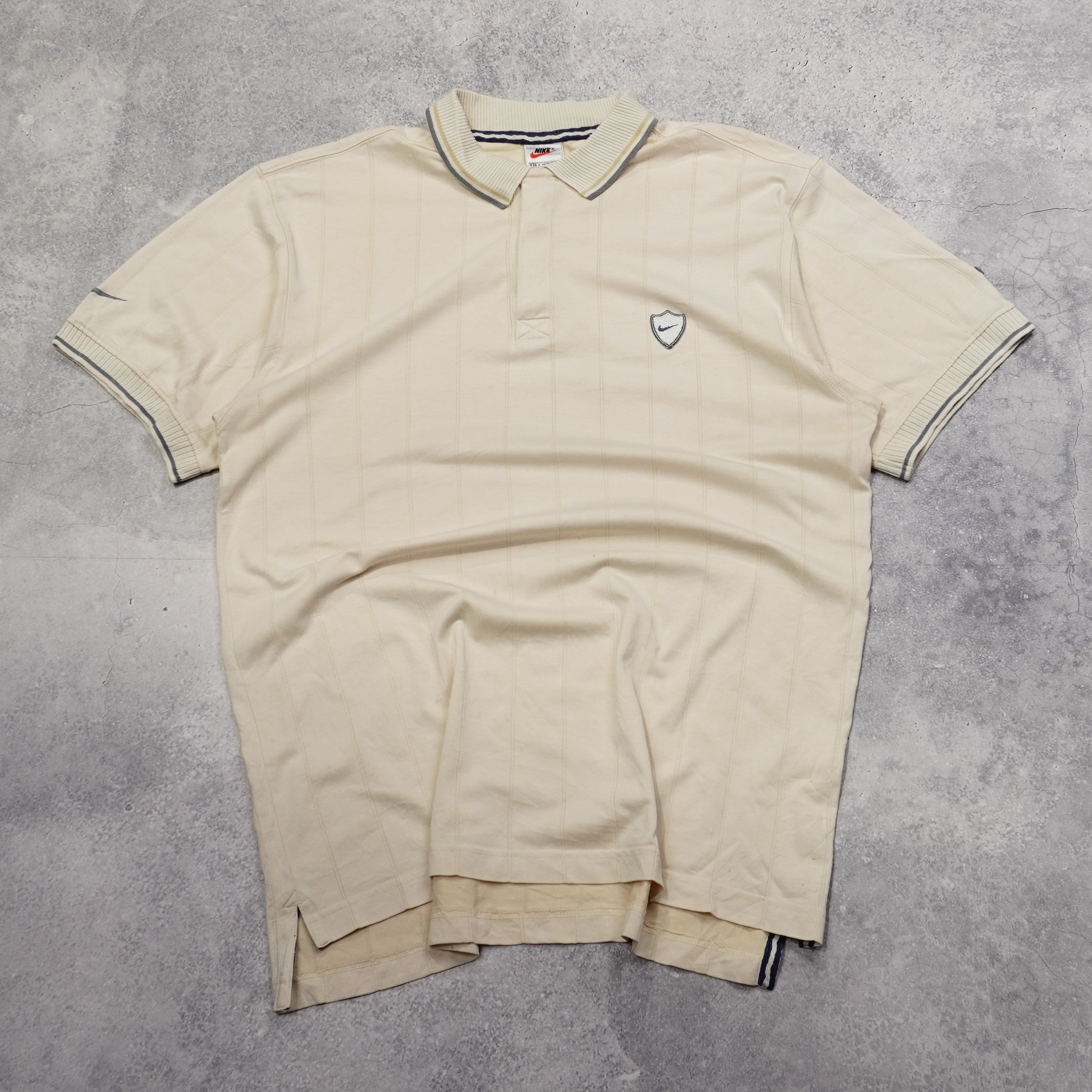 2000s Nike Polo