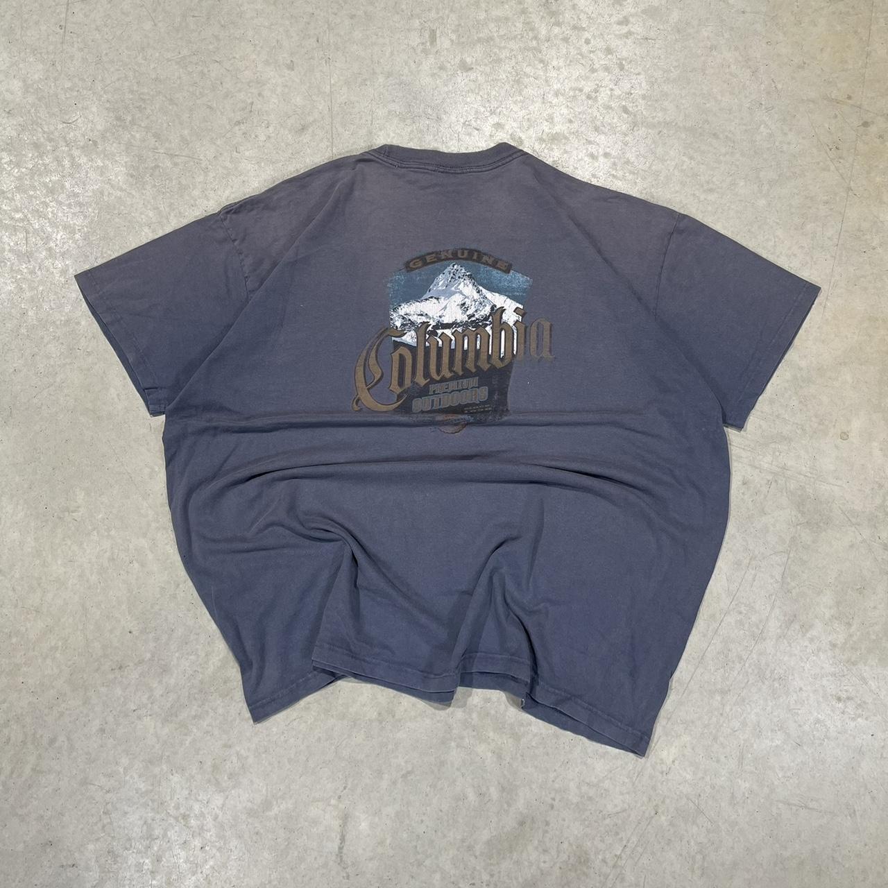 2000s Columbia Graphic T-Shirt