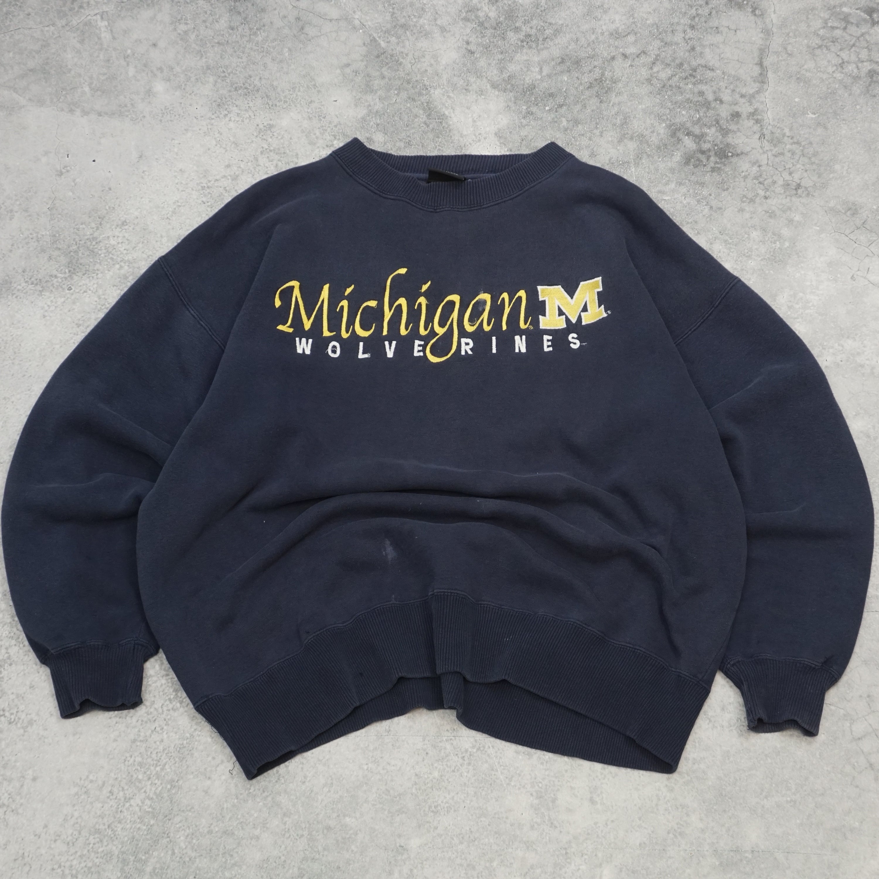 2000s Champs Sports Michigan Wolverines Sweater