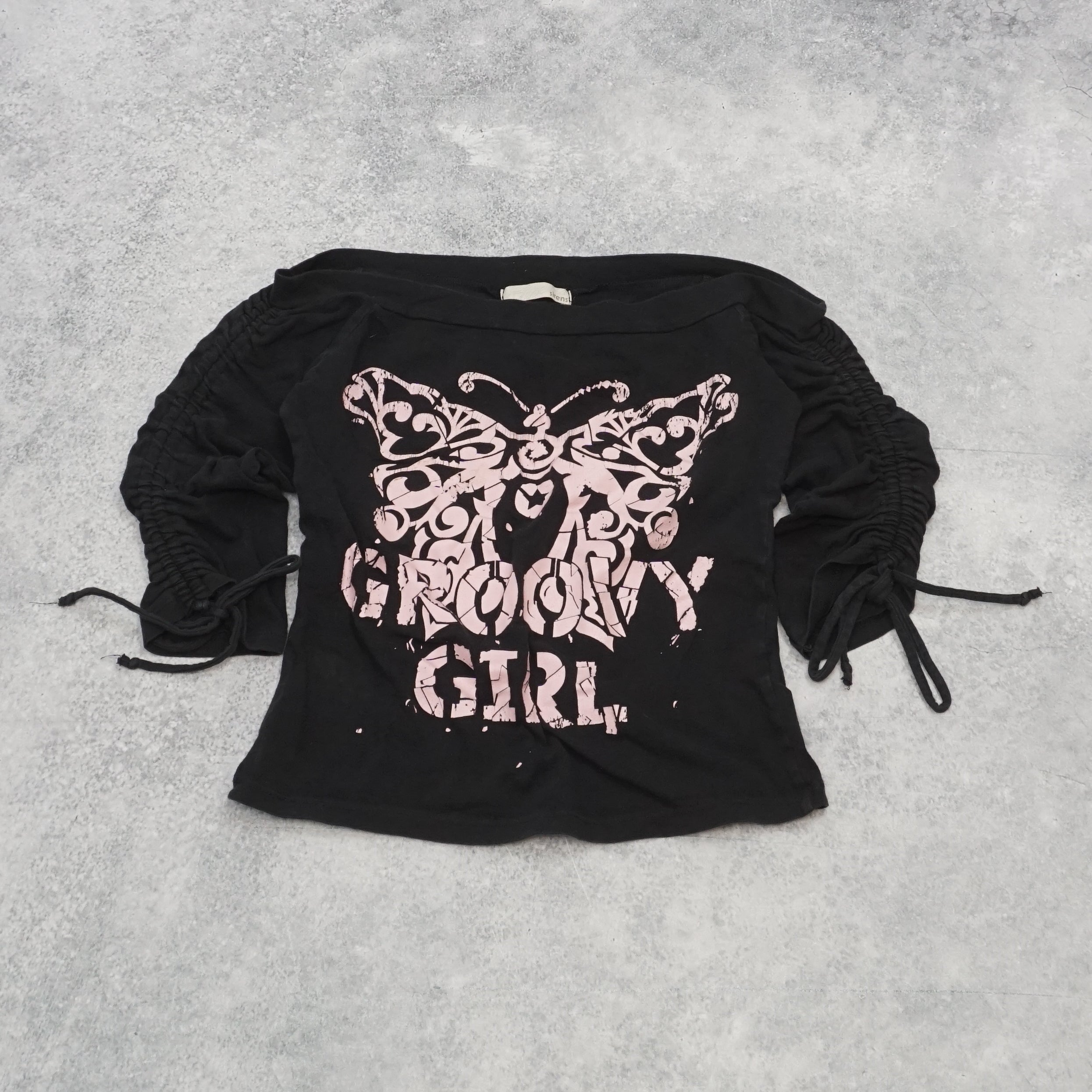2000s Sirens Groovy Graphic Top