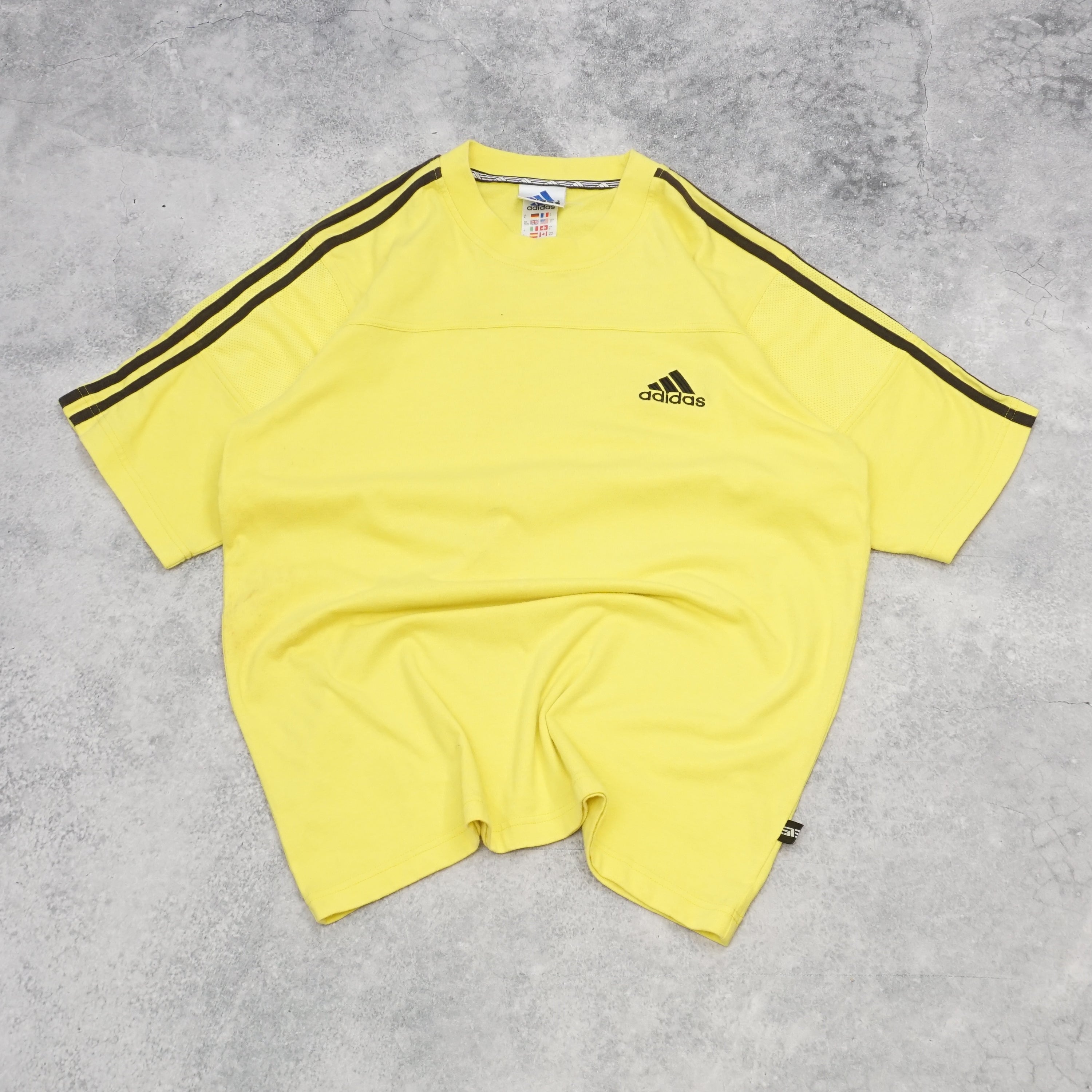 2000s Adidas T-Shirt