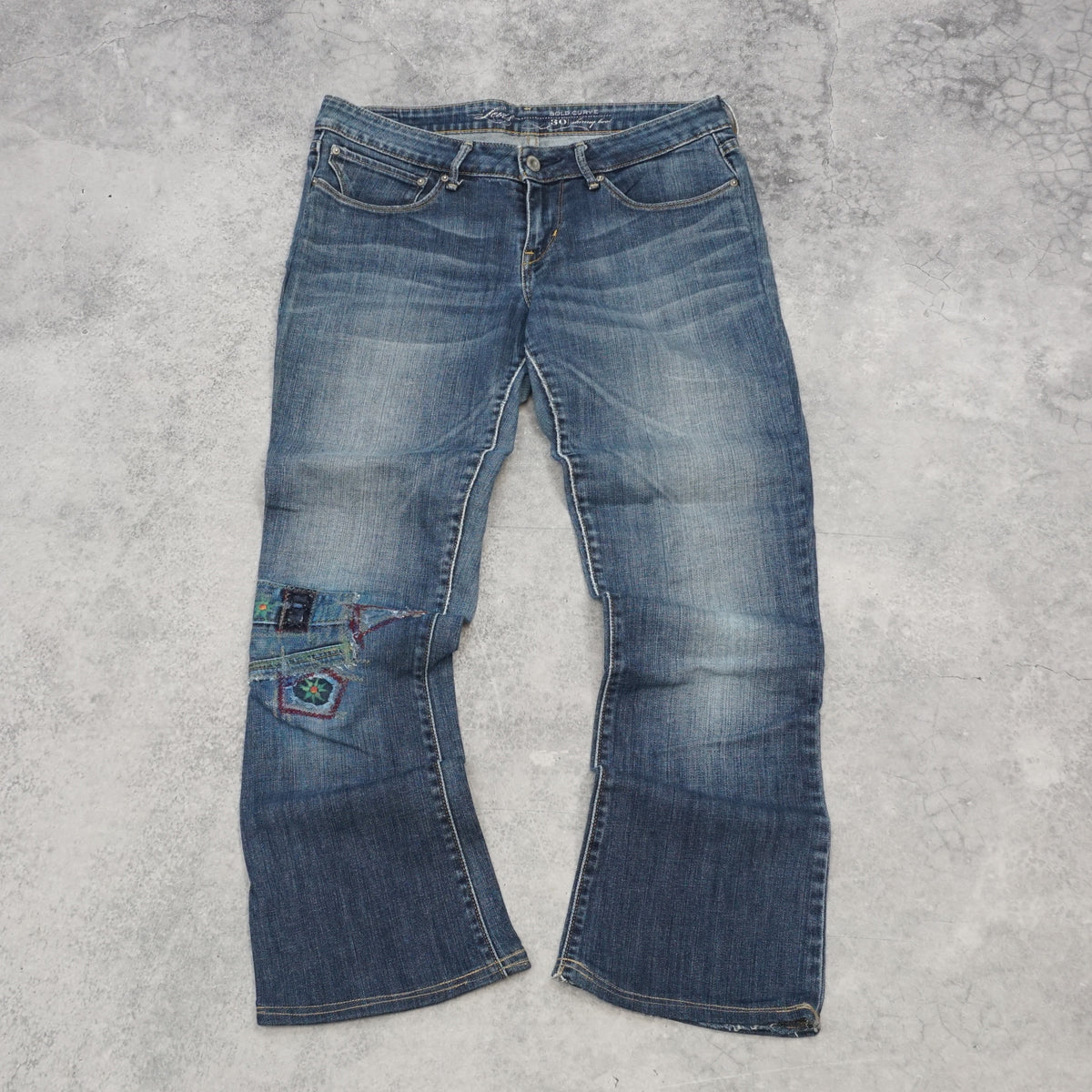 2000s Levis Patch Bootcut Jeans