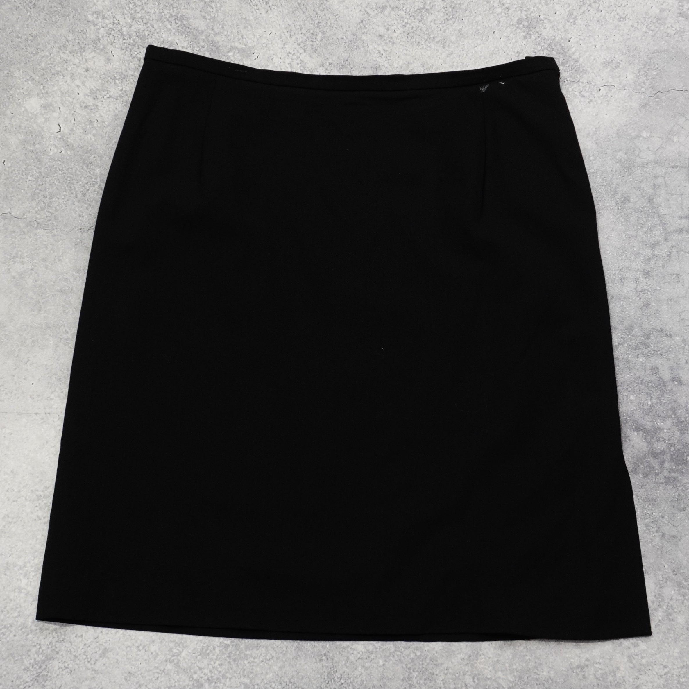 2000s Dolce & Gabbana Leopard Print Lined Mini Skirt