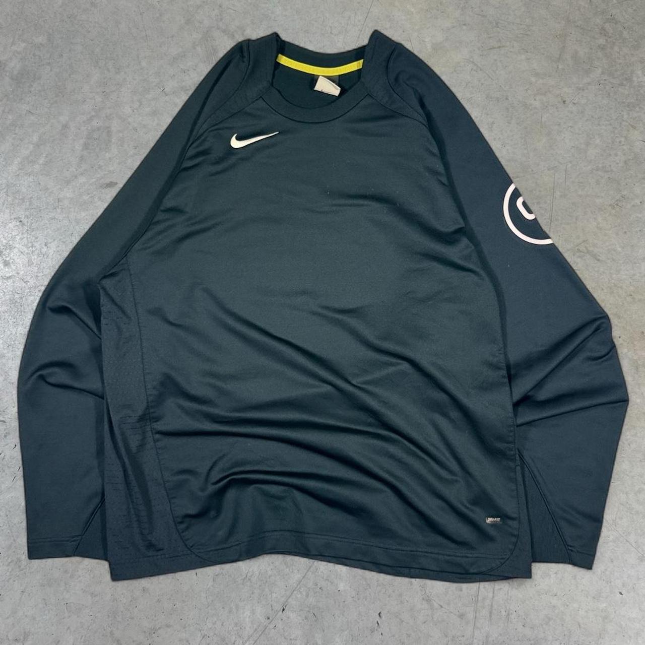 2000s Nike Dri Fit Crewneck