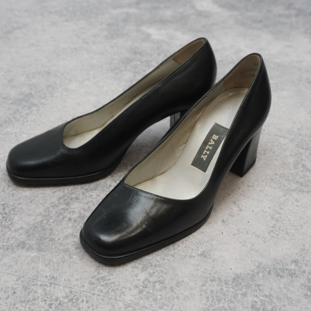 90s Bally Block Leather Heels