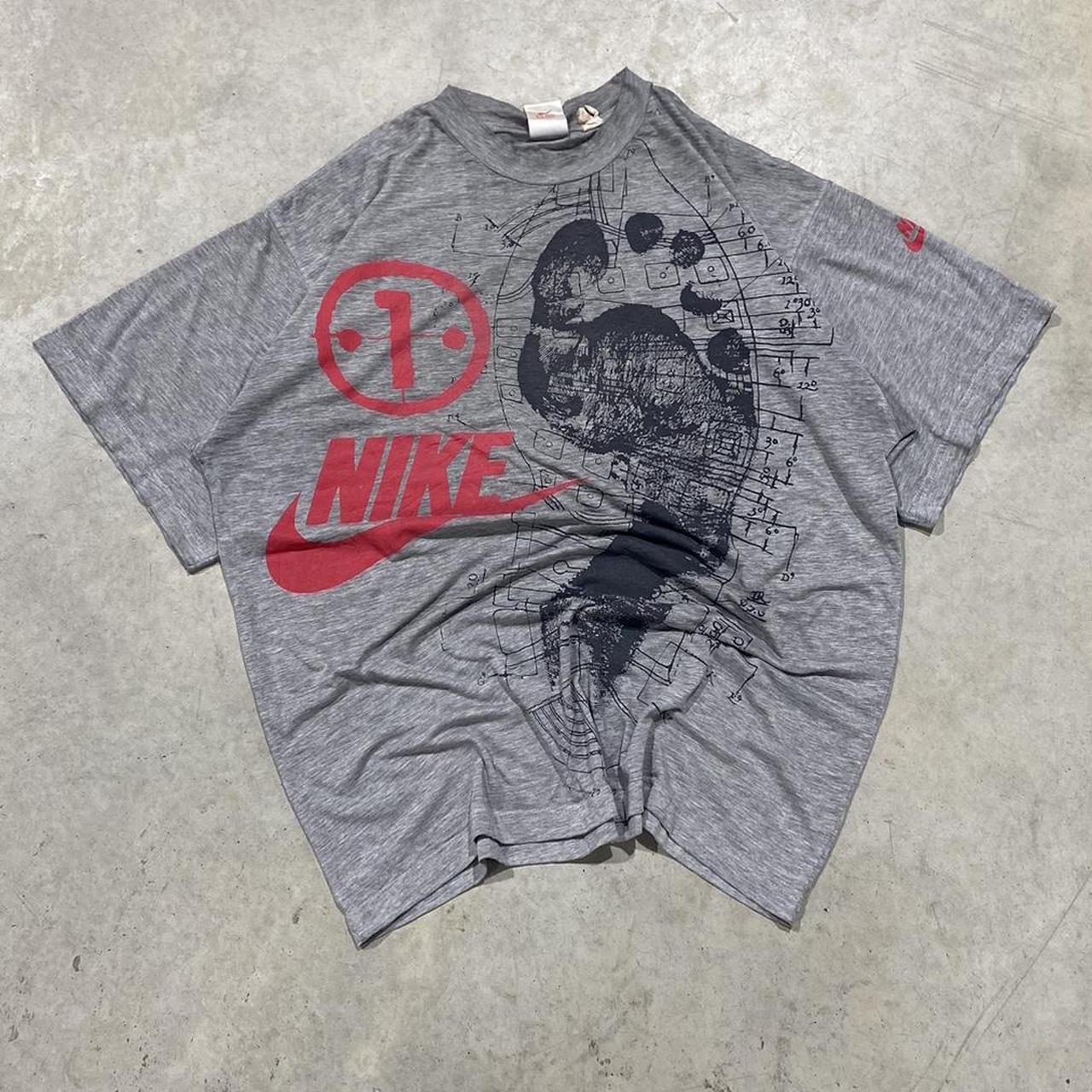 90s Nike Graphic T-Shirt