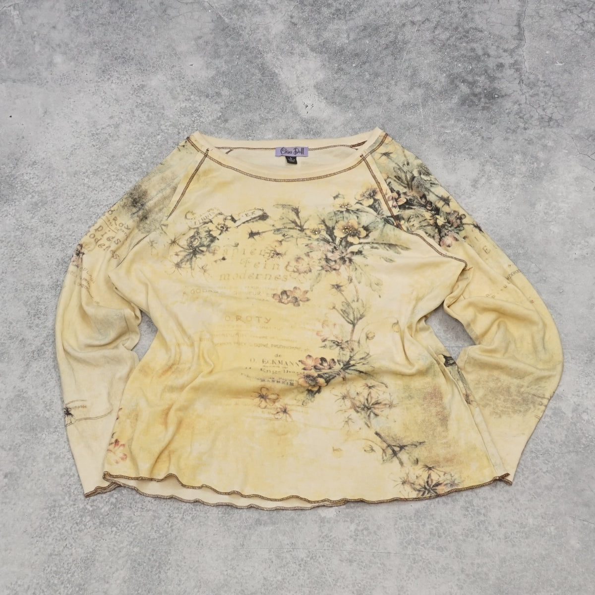 2000s Chinadoll Floral Graphic Long Sleeve Top