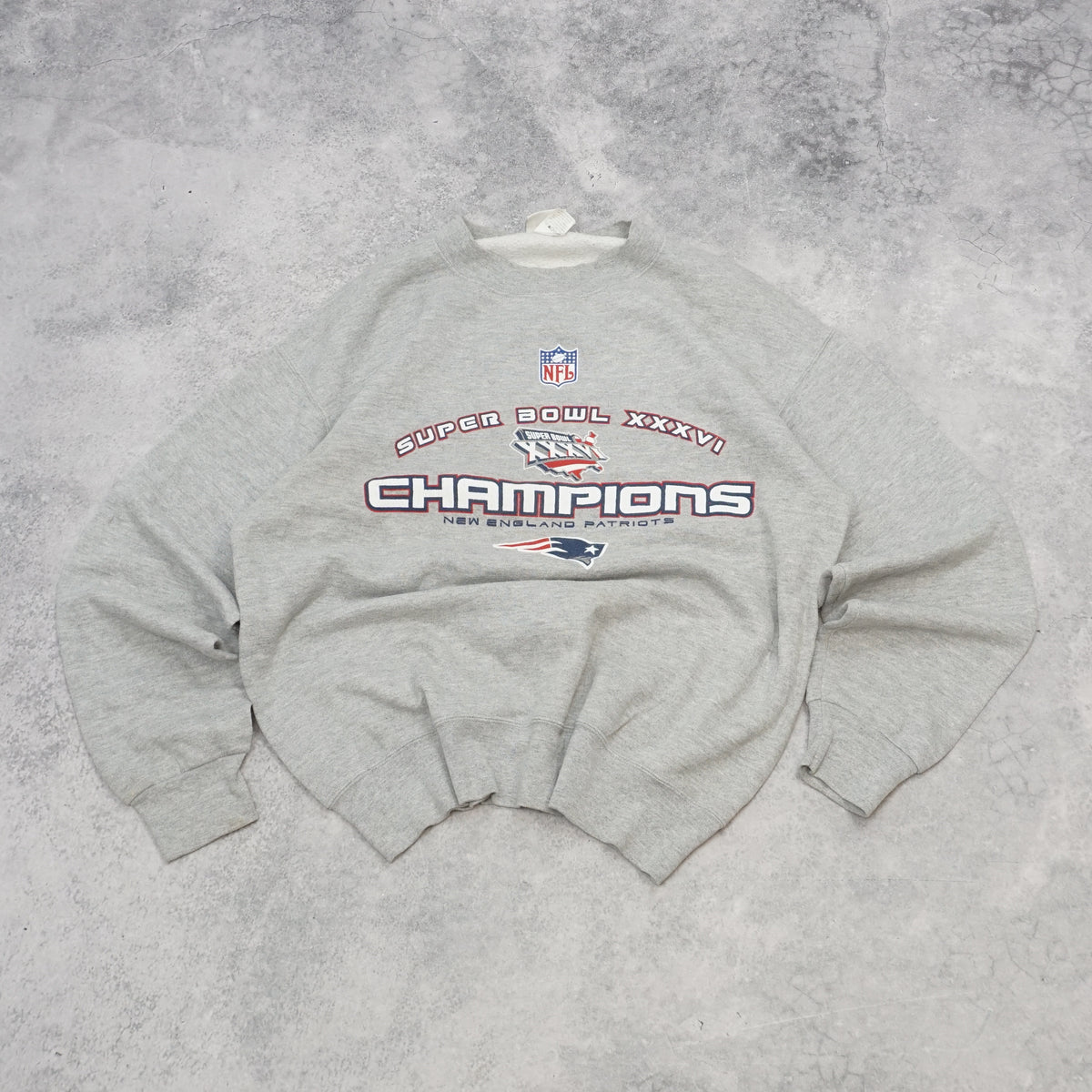 2000s Lee Sport New England Patriots Super Bowl XXXVI Champions Crewneck Jumper
