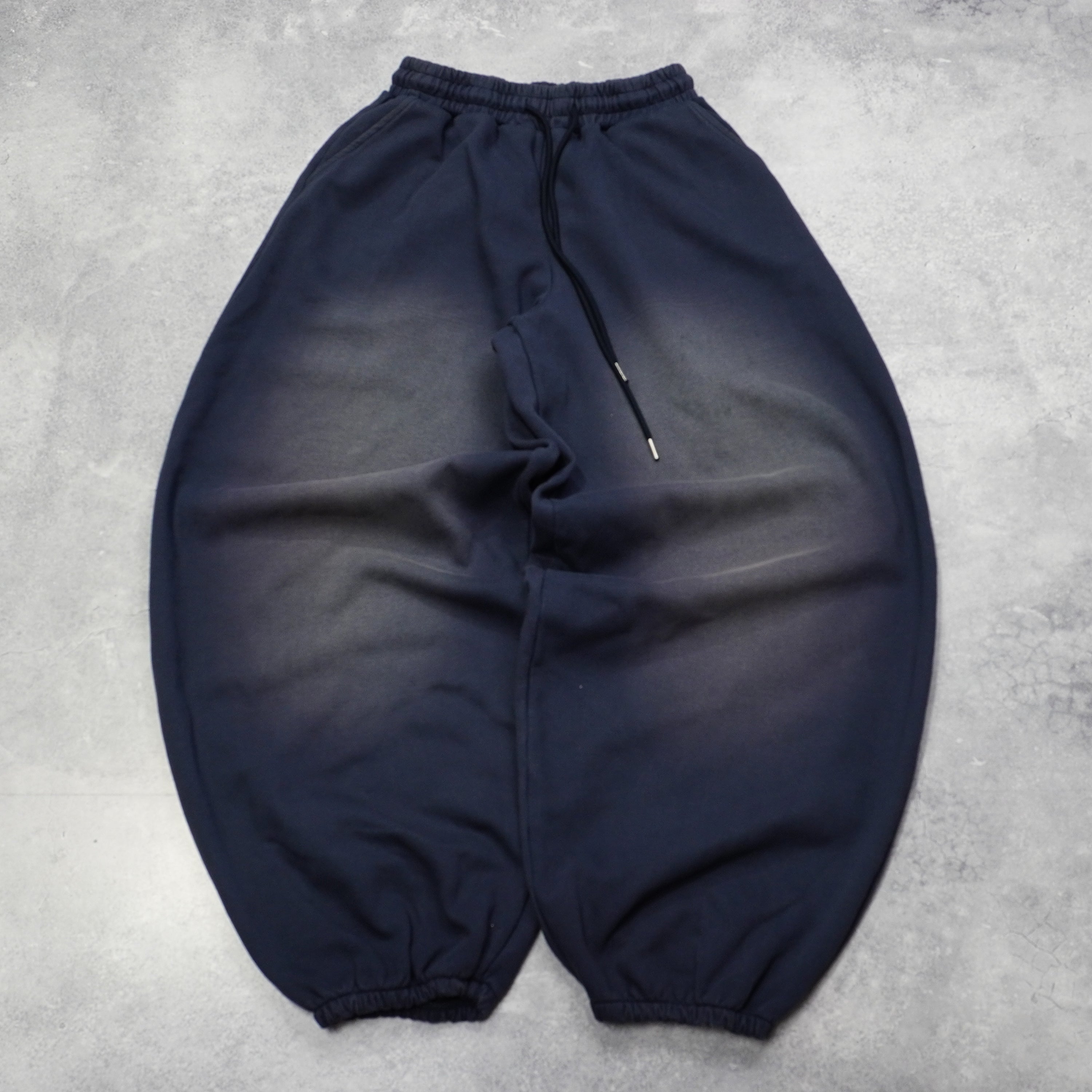 Hestory Cuffed Sweatpants