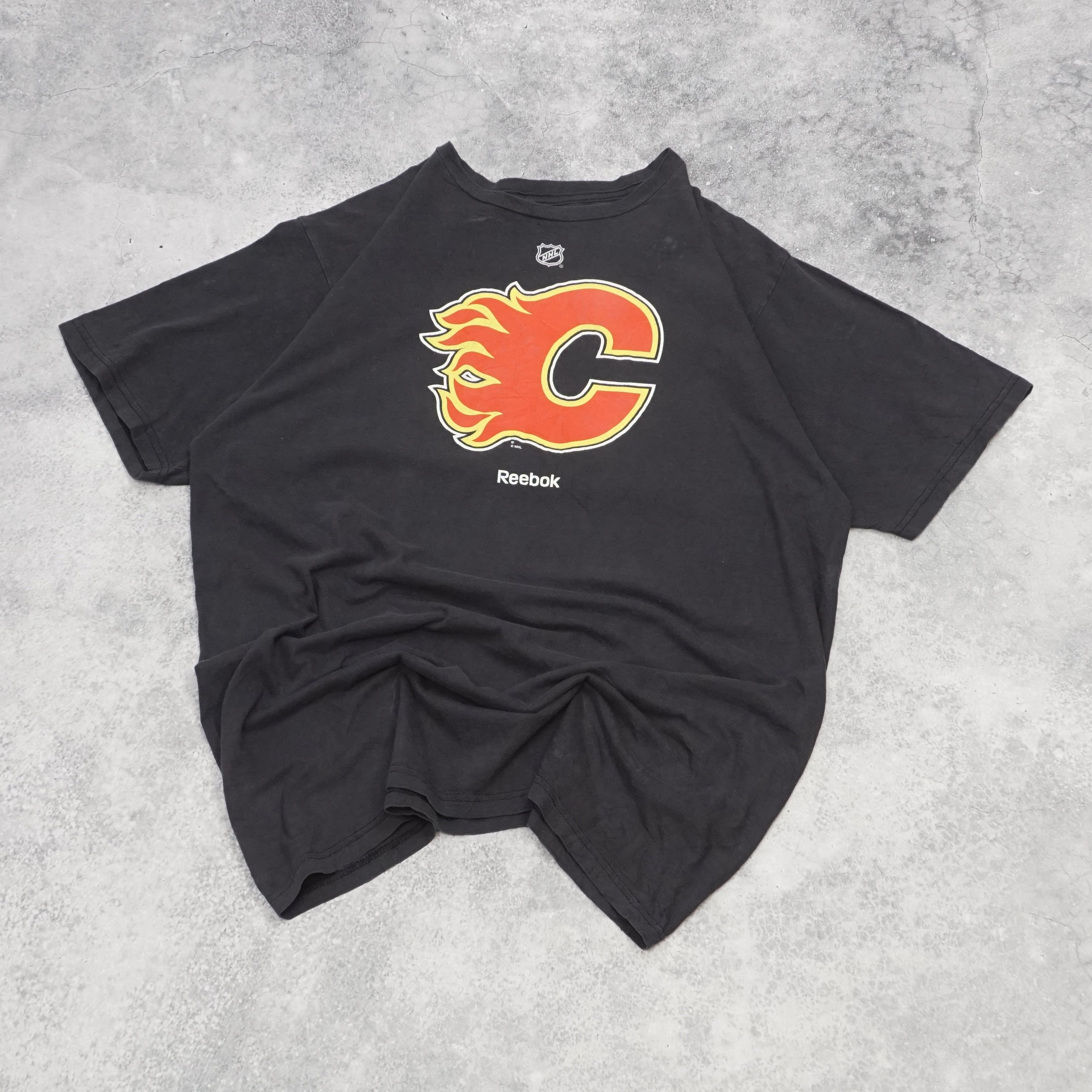 Reebok Calgary Flames Graphic T-Shirt
