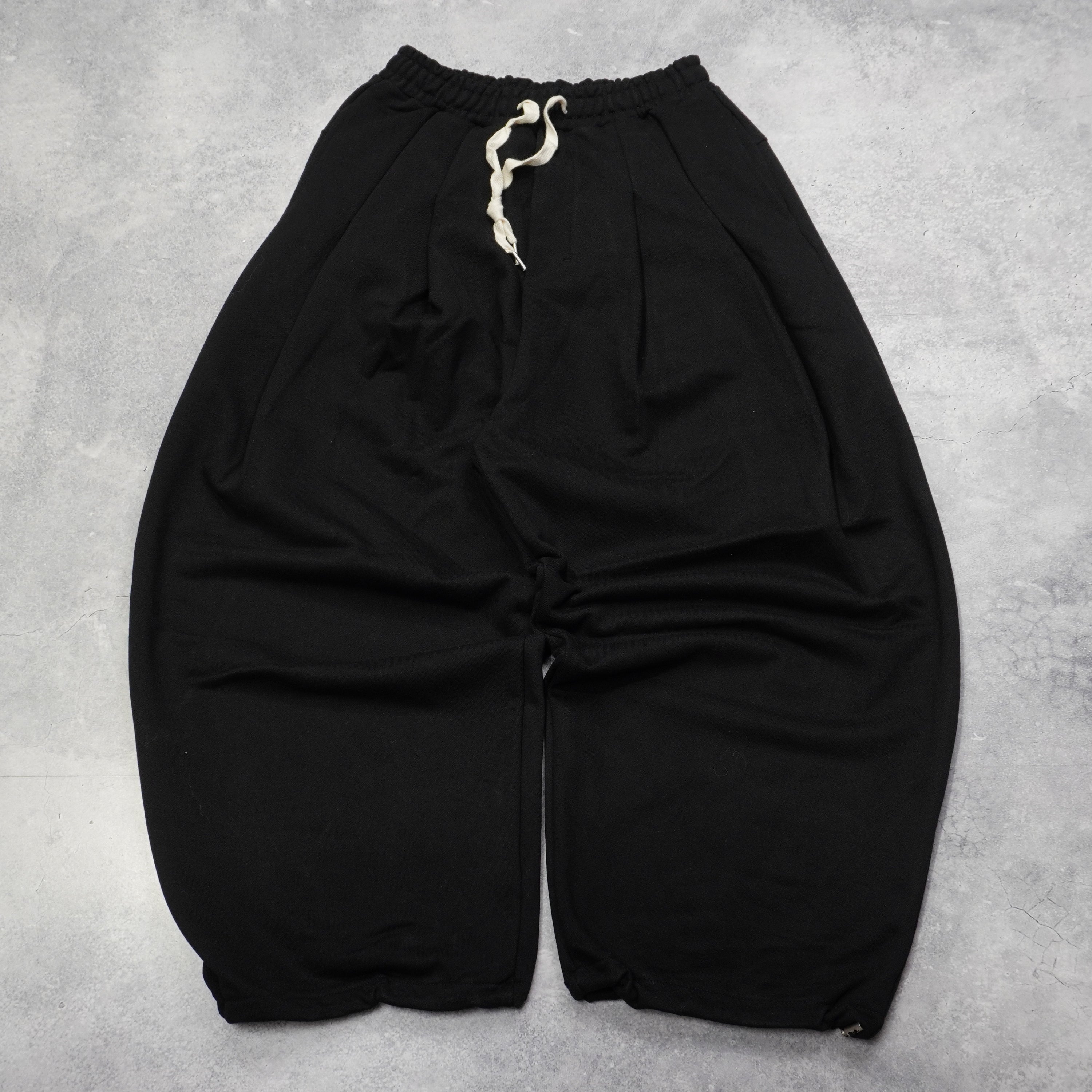 Pulse Pleated Sweatpants