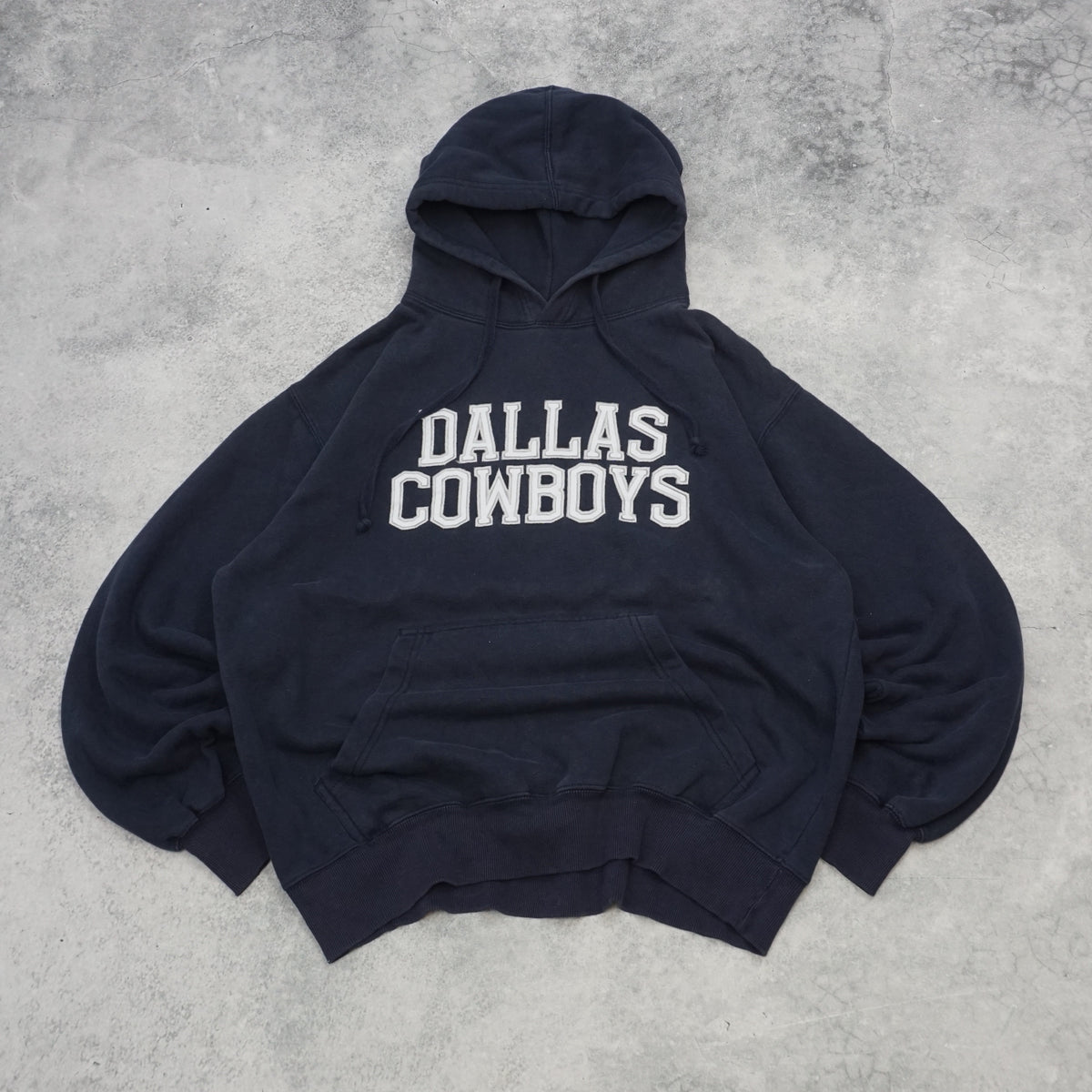 2000s Cowboys Team Apparel Dallas Cowboys Spellout Hoodie