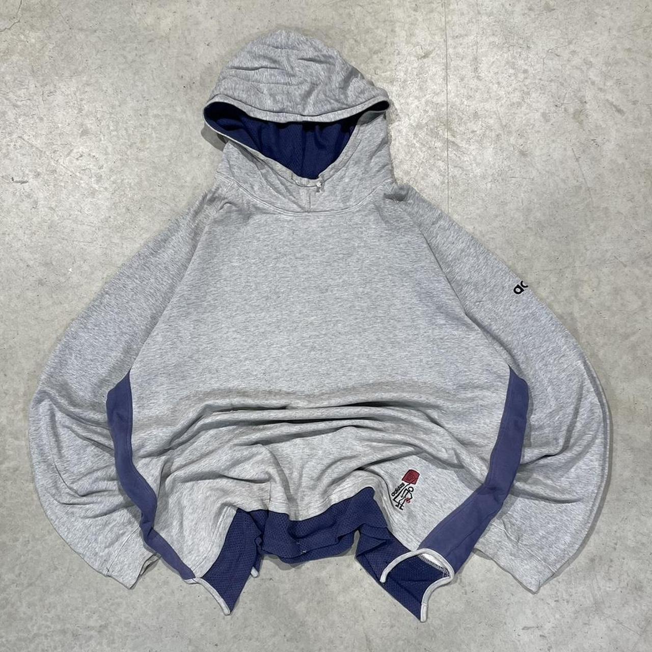 2000s Adidas Boxy Retro Hoodie Sweatshirt