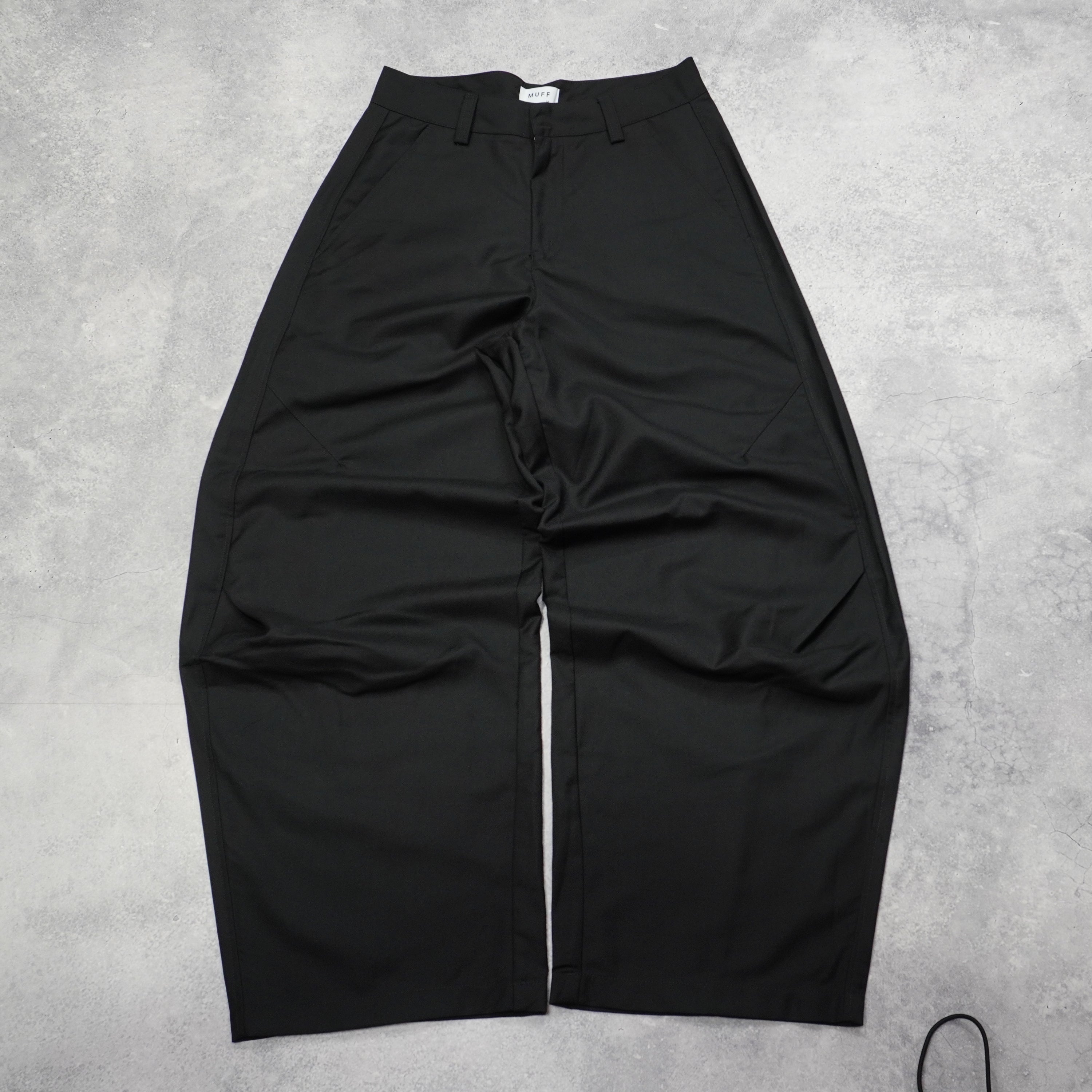 Muff Darted Pants