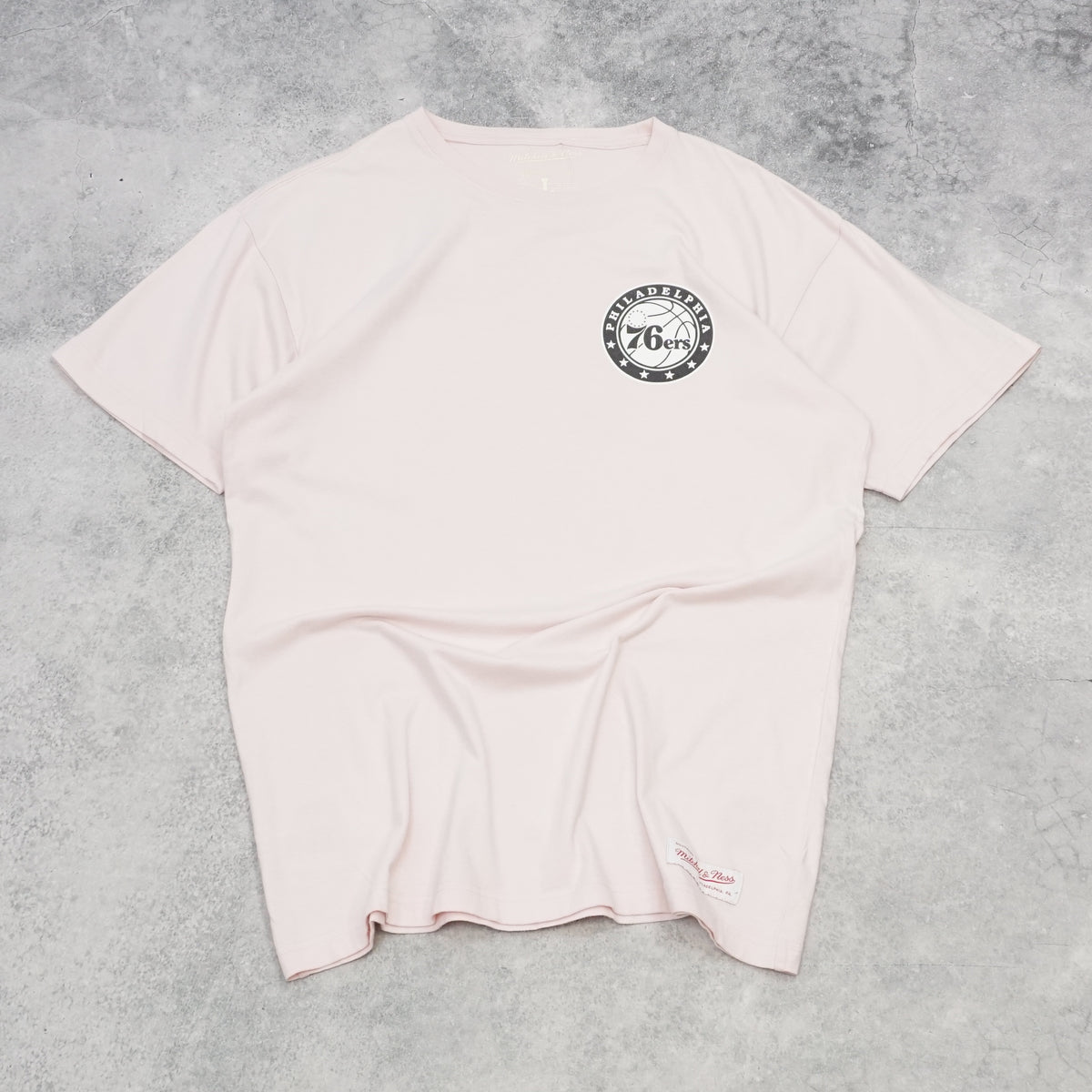 Mitchell & Ness Philadelphia 76ers T-Shirt