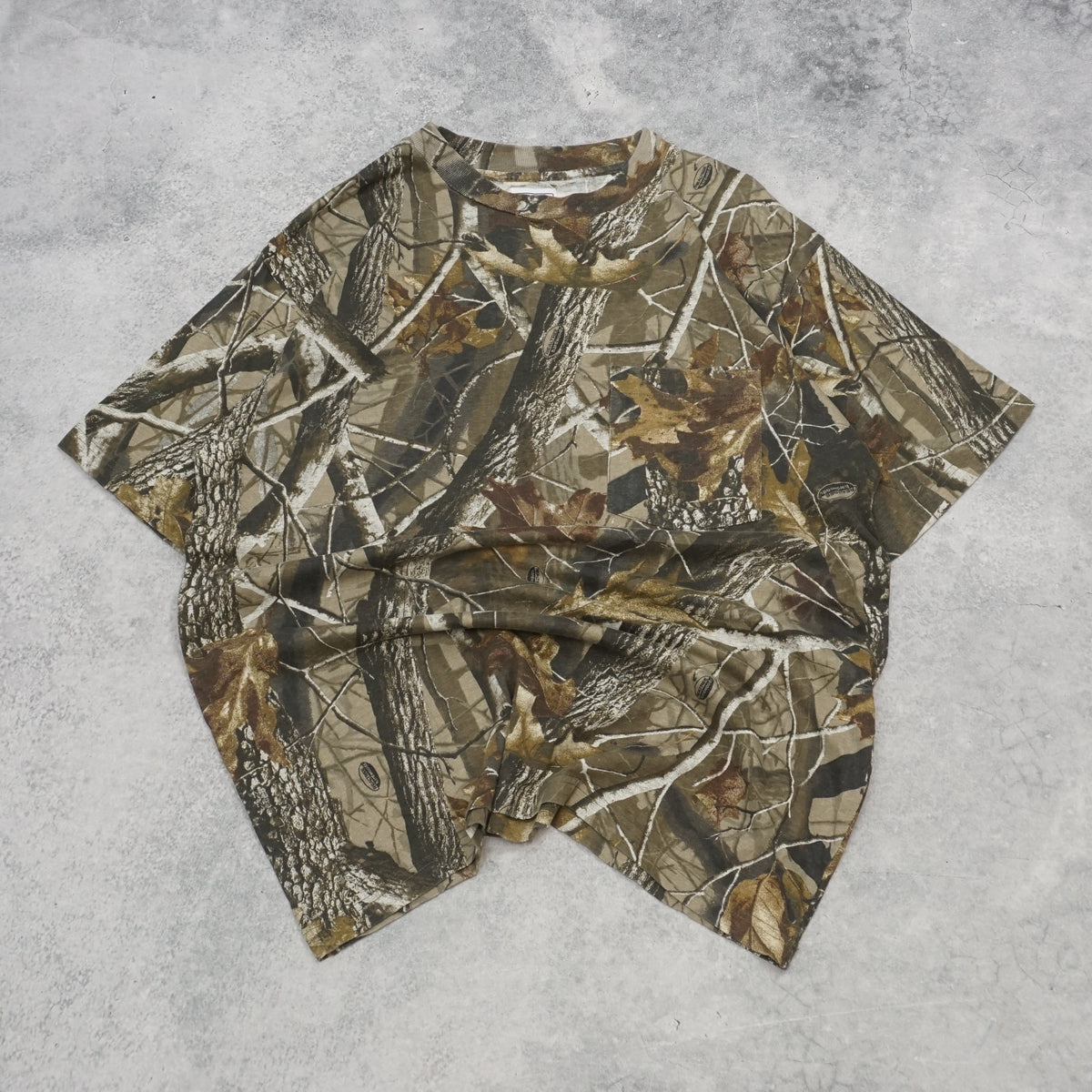 2000s Wrangler Realtree Camo T-Shirt