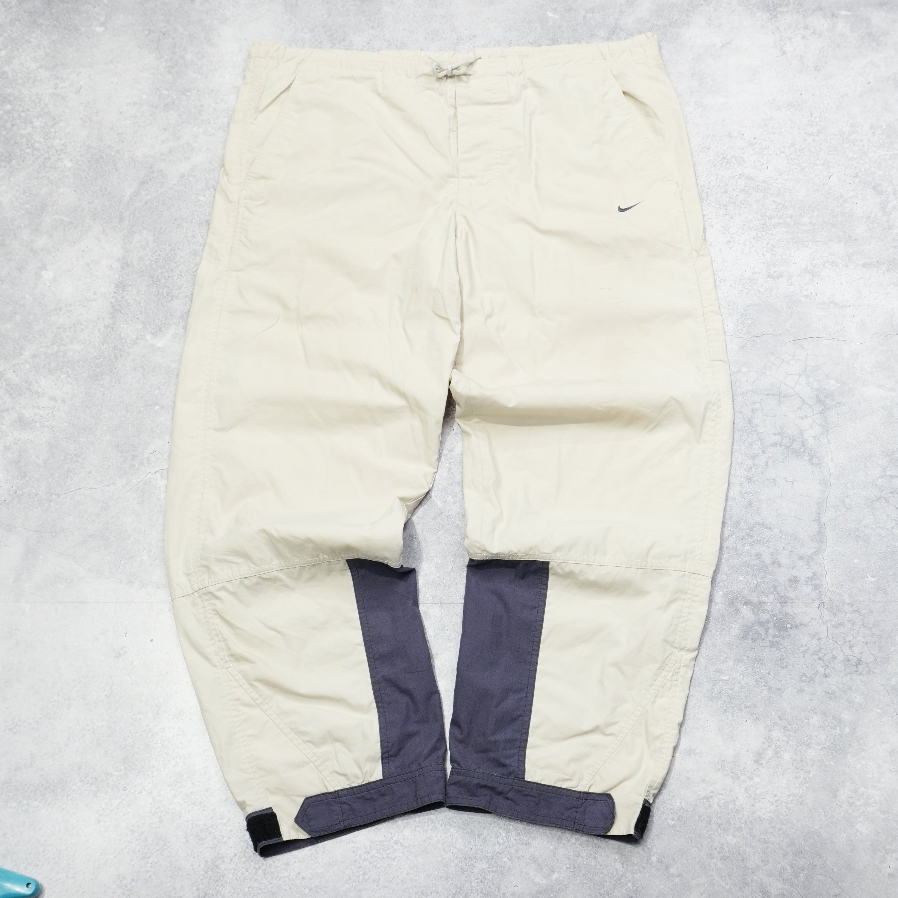 Nike Outdoor Lightweight Pants