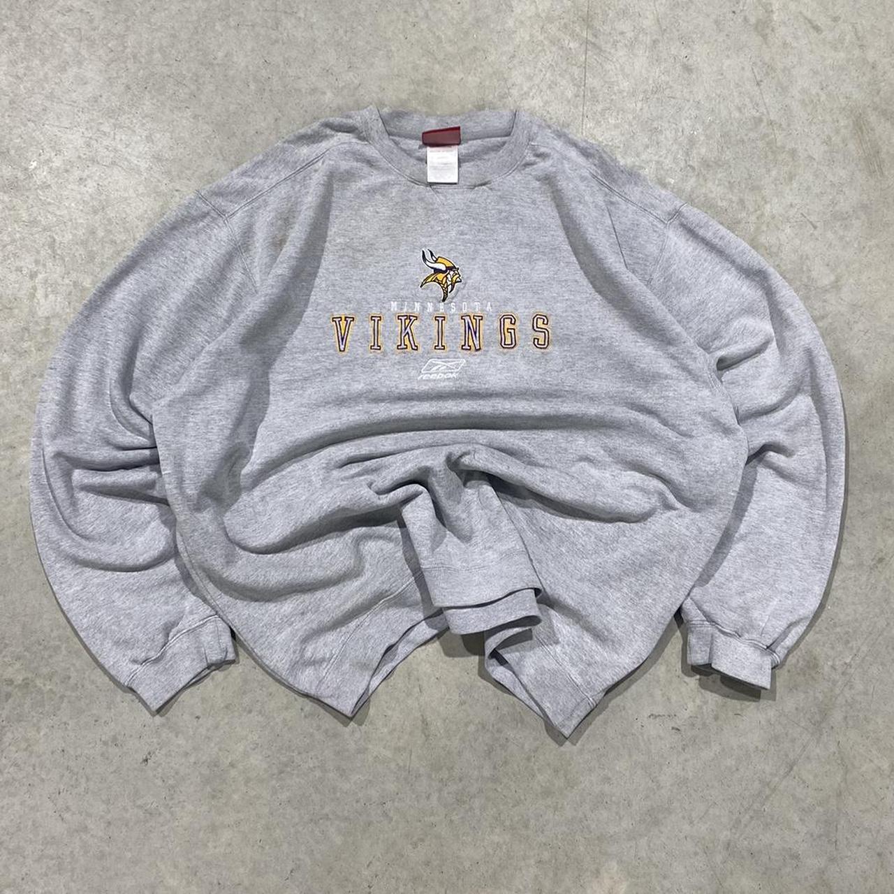 2000s Reebok Graphic Crewneck