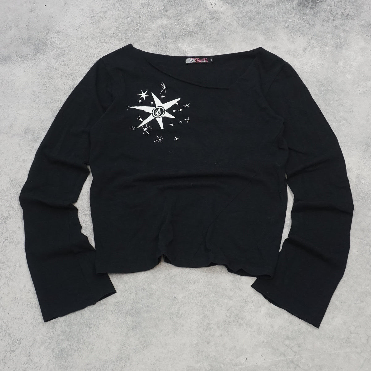 2000s Volcom Gals Star Graphic Top Long Sleeve