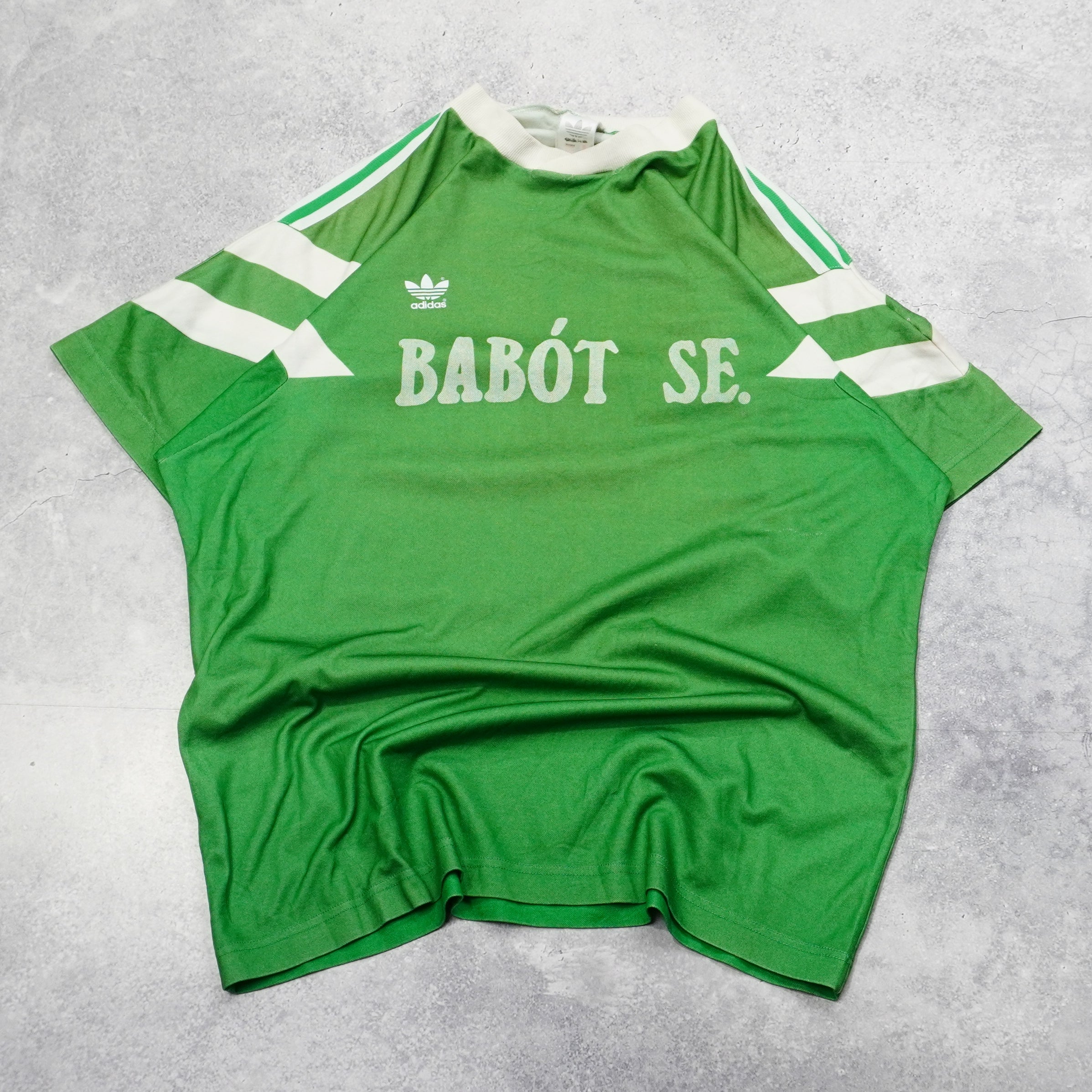 Adidas Bábót SE. Jersey