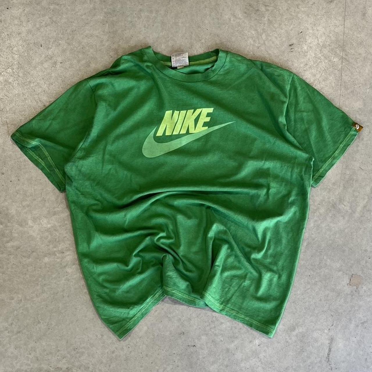 2000s Nike Graphic T-Shirt